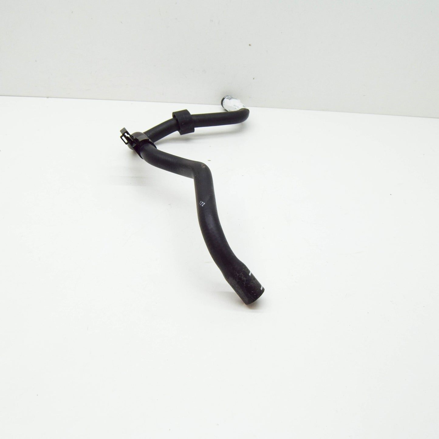 NEW AUDI A3 8P1 ENGINE COOLANT HOSE 1K0122109BB ORIGINAL