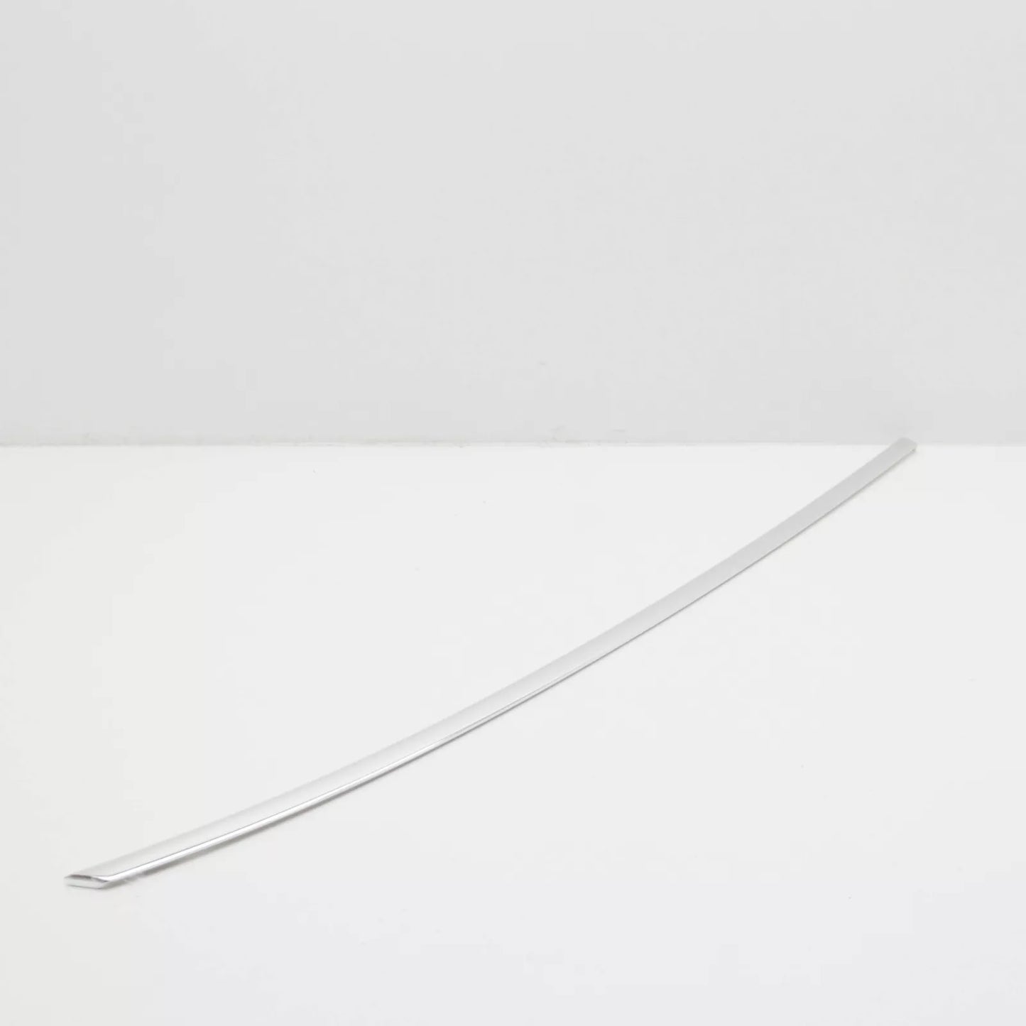 NEW AUDI A3 SPORTBACK 8V REAR LEFT DOOR WINDOW MOLDING 8V5839643C2ZZ ORIGINAL