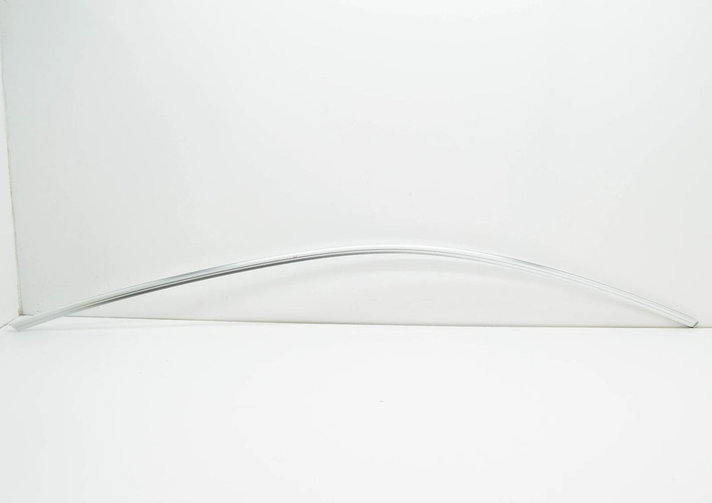 NEW BMW X4 F26 FRONT RIGHT DOOR WINDOW FRAME COVER 51317335624 ORIGINAL