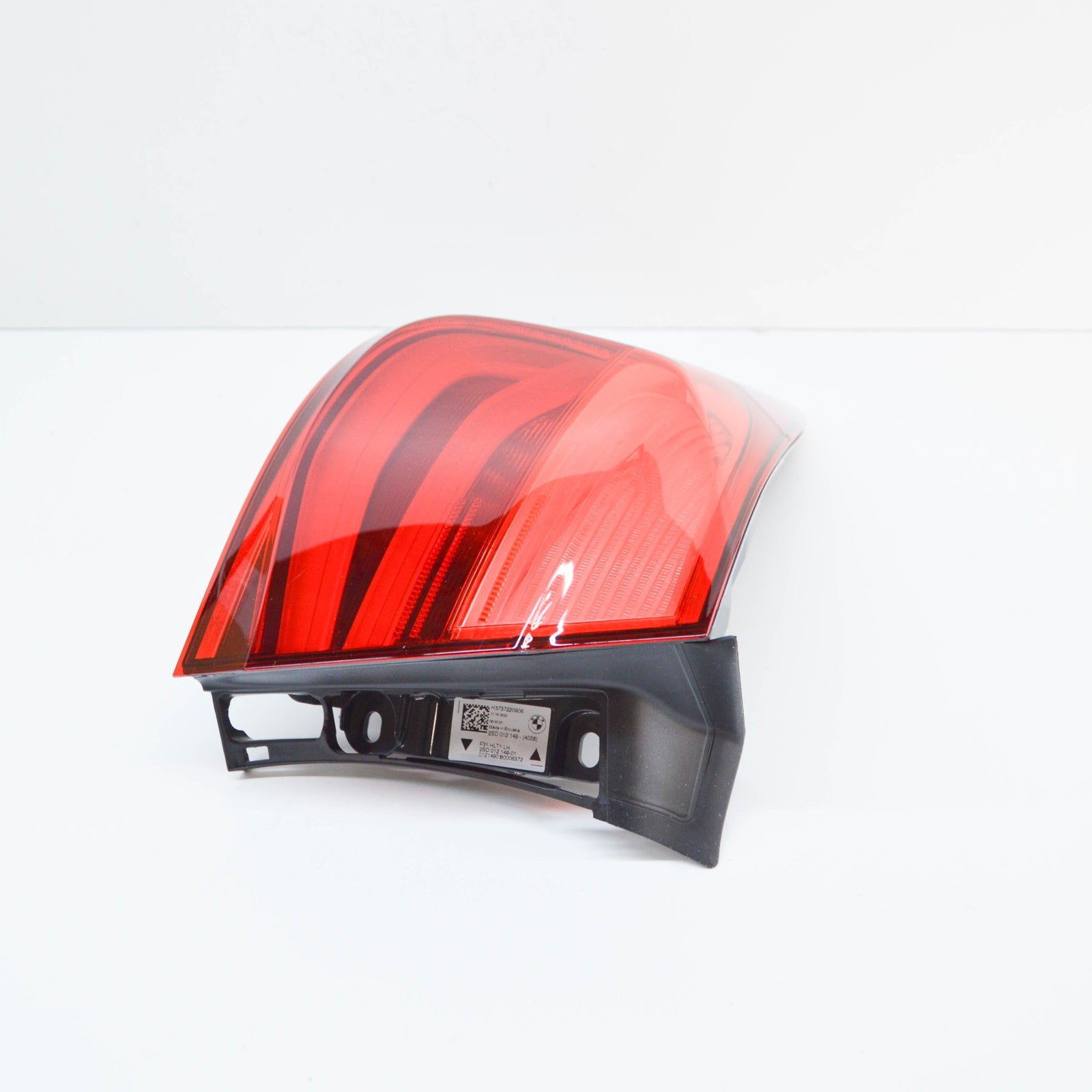 new bmw 3 f31 rear left led tail light 63217372209 original