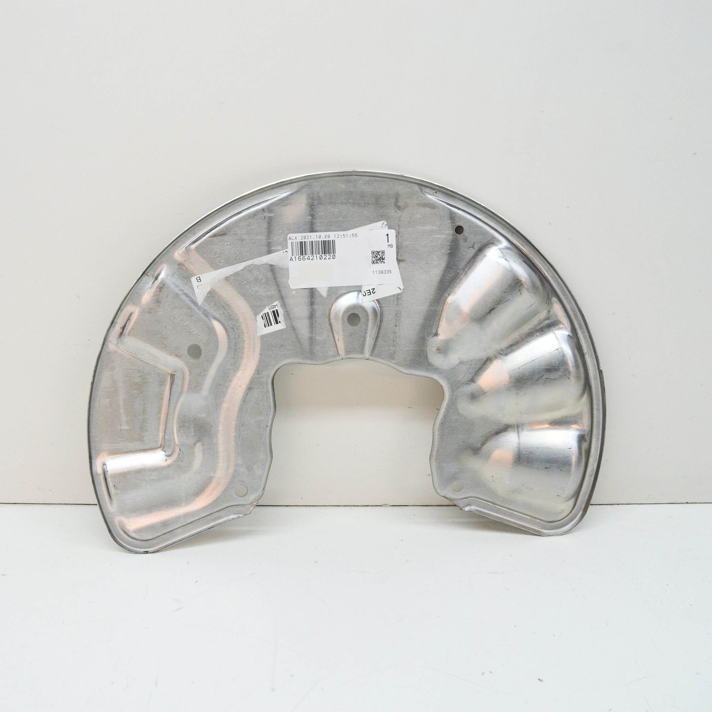 NEW MERCEDES-BENZ GLE W166 FRONT RIGHT PROTECTION PLATE A1664210220 ORIGINAL