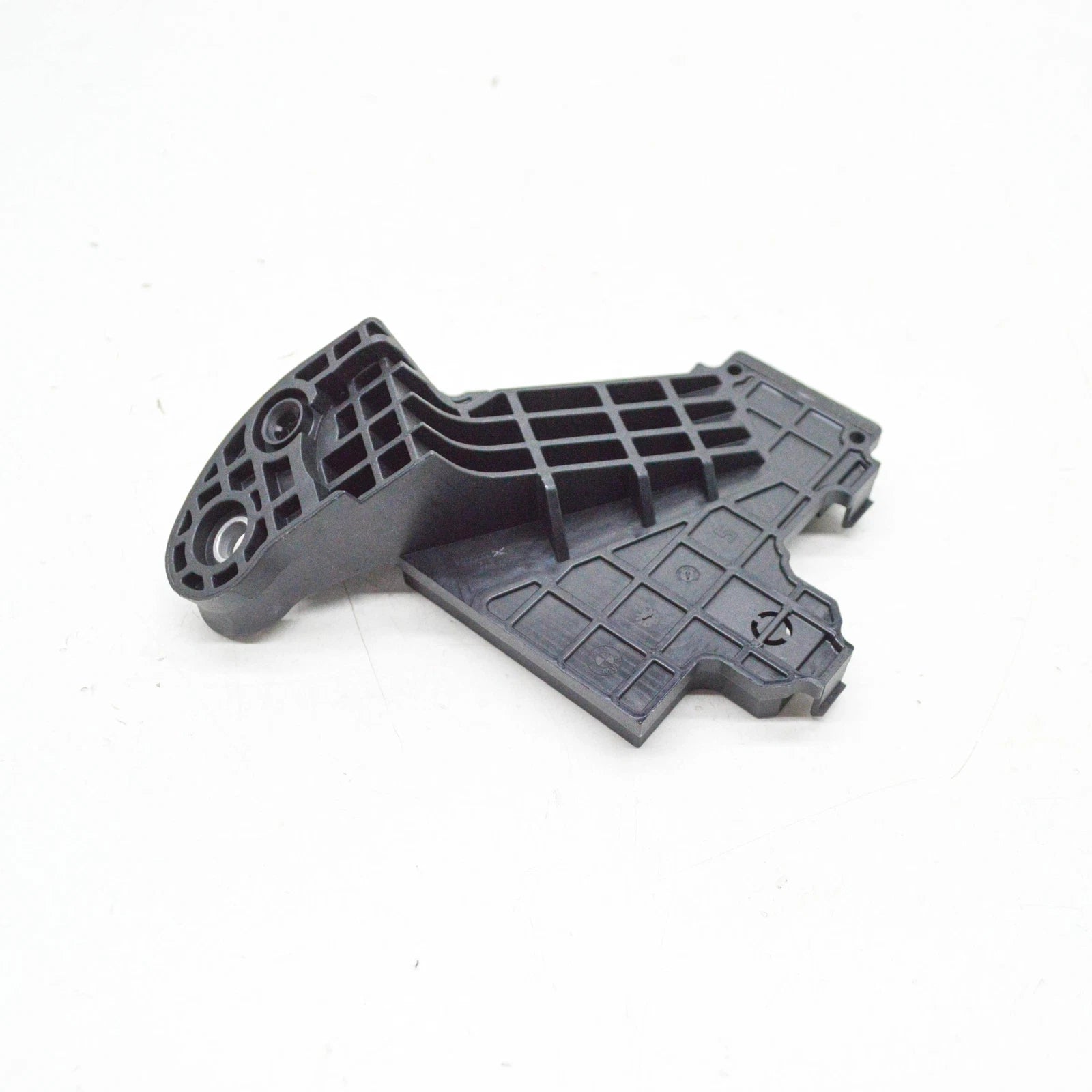 NEW BMW X1 F48 ELECTRIC FAN MOTOR RELAY HOLDER 61136801512 ORIGINAL