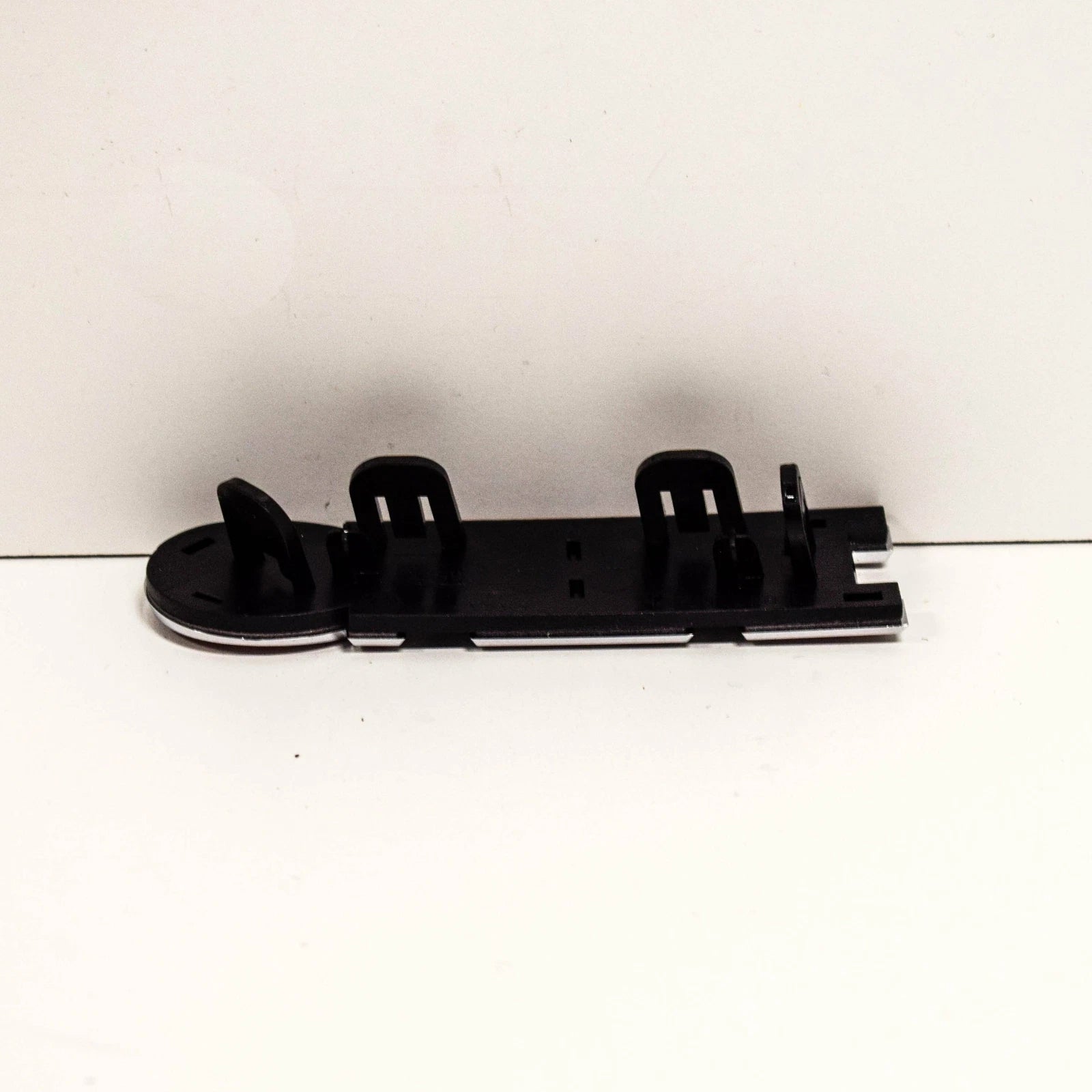 NEW VOLKSWAGEN GOLF MK7 GTI GRILL BADGE EMBLEM 5G0853679PWYR ORIGINAL