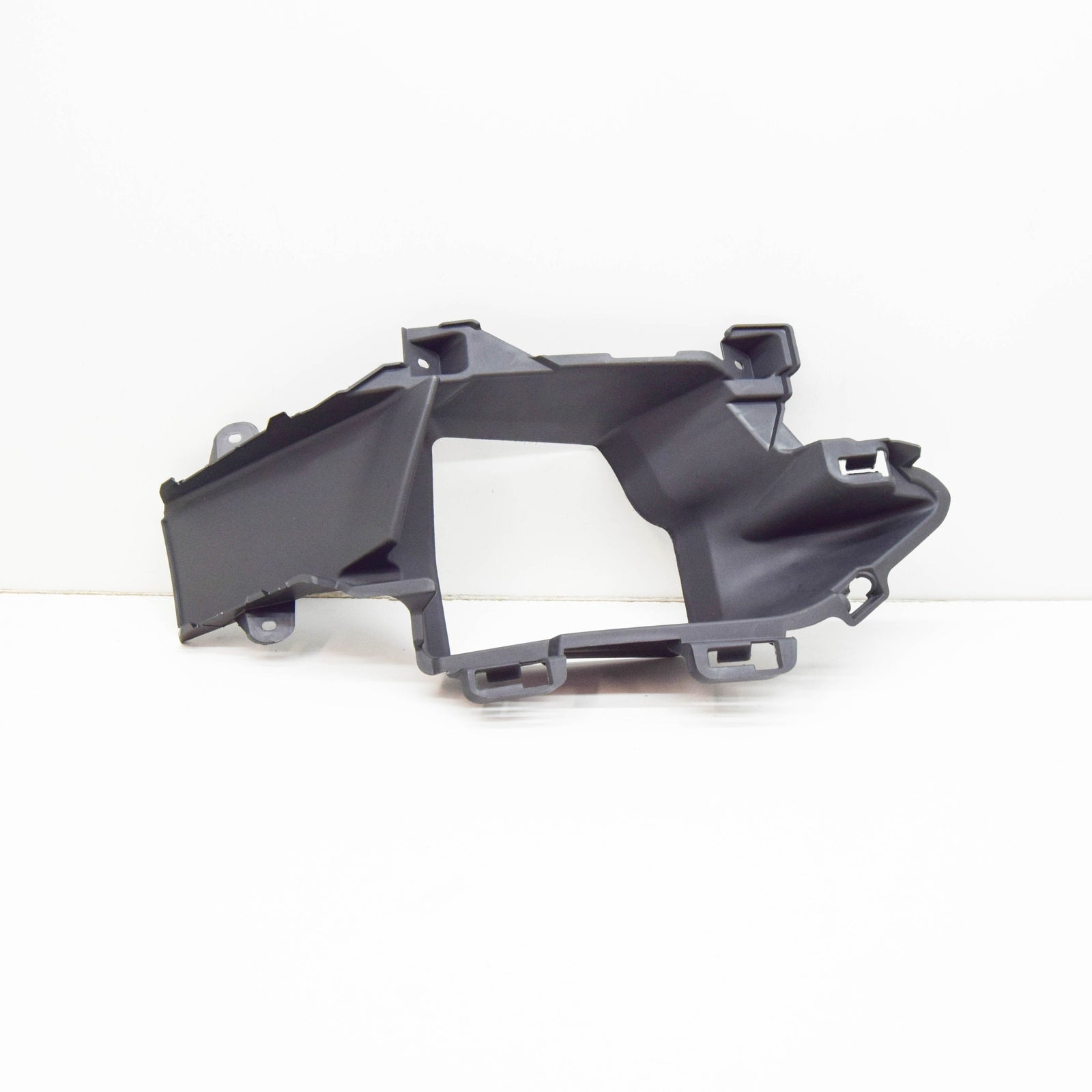 NEW VOLKSWAGEN GOLF MK7 R FRONT RIGHT CLOSING ELEMENT 5G0853950M9B9 ORIGINAL