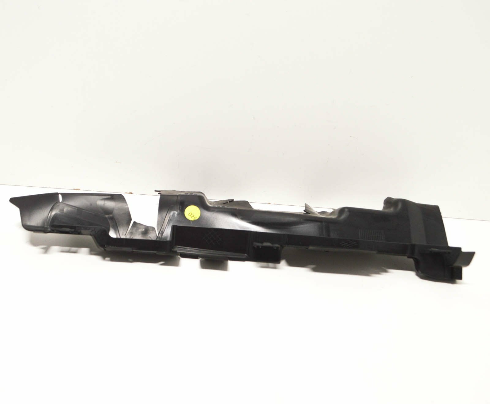 NEW VOLKSWAGEN ATLAS FRONT RIGHT RADIATOR SUPPORT BAFFLE 3CN121284C ORIGINAL