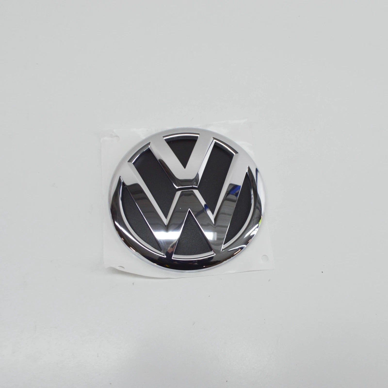 NEW VW CADDY III FURGON 2K MK3 REAR BOOTLID BADGE 2K5853630ULM ORIGINAL