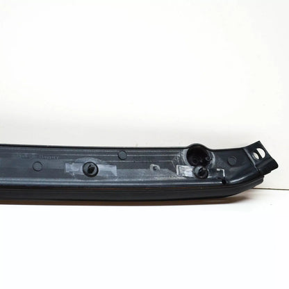 NEW AUDI A6 S6 C8 FRONT BUMPER CENTER RUBBER SEAL 4K0823125 ORIGINAL