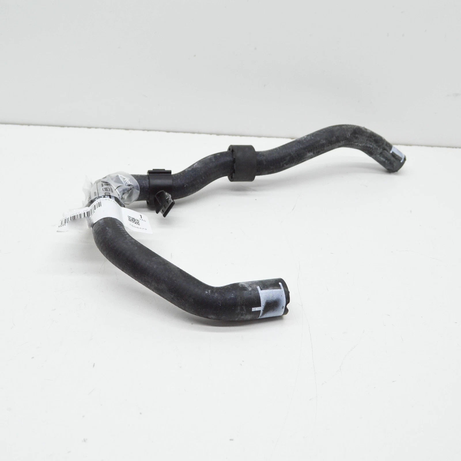 NEW AUDI Q5 8R RIGHT COOLANT WATER RADIATOR HOSE 8R0145923A ORIGINAL