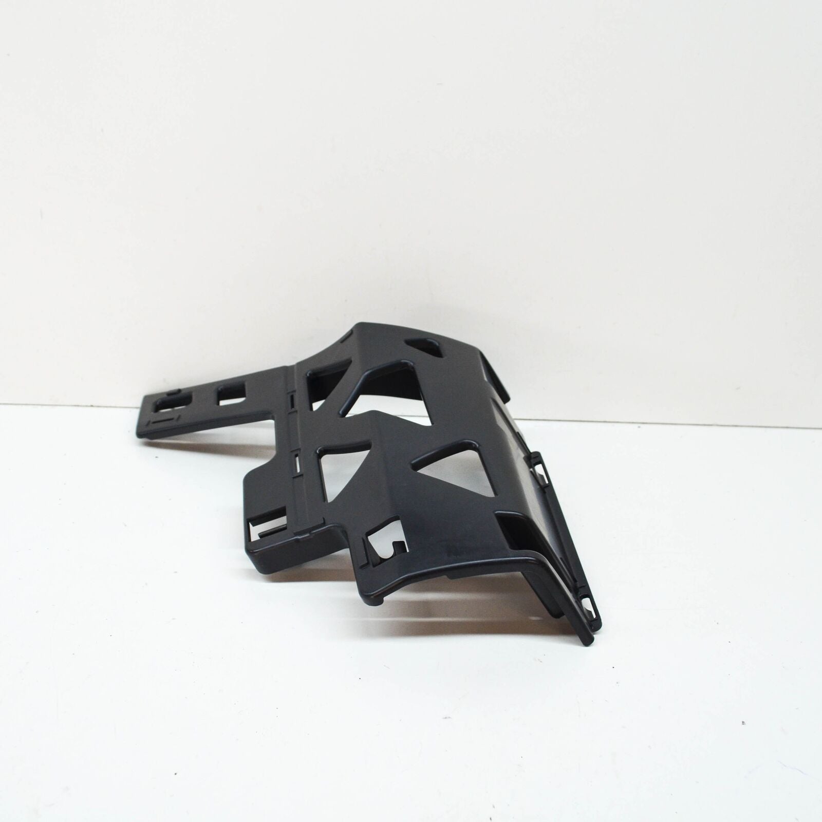 NEW MERCEDES-BENZ GLE W166 REAR RIGHT BUMPER BRACKET A1668853024 ORIGINAL