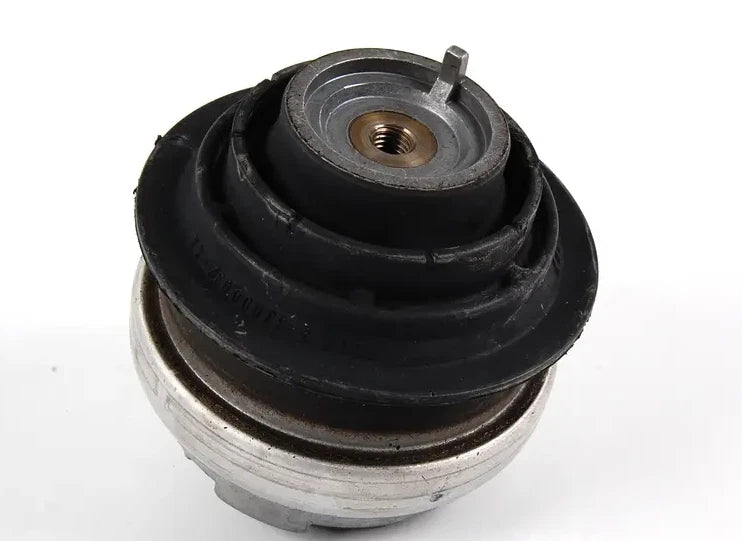 NEW MERCEDES-BENZ E W210 FRONT LEFT SIDE ENGINE MOUNT A2102402117 ORIGINAL