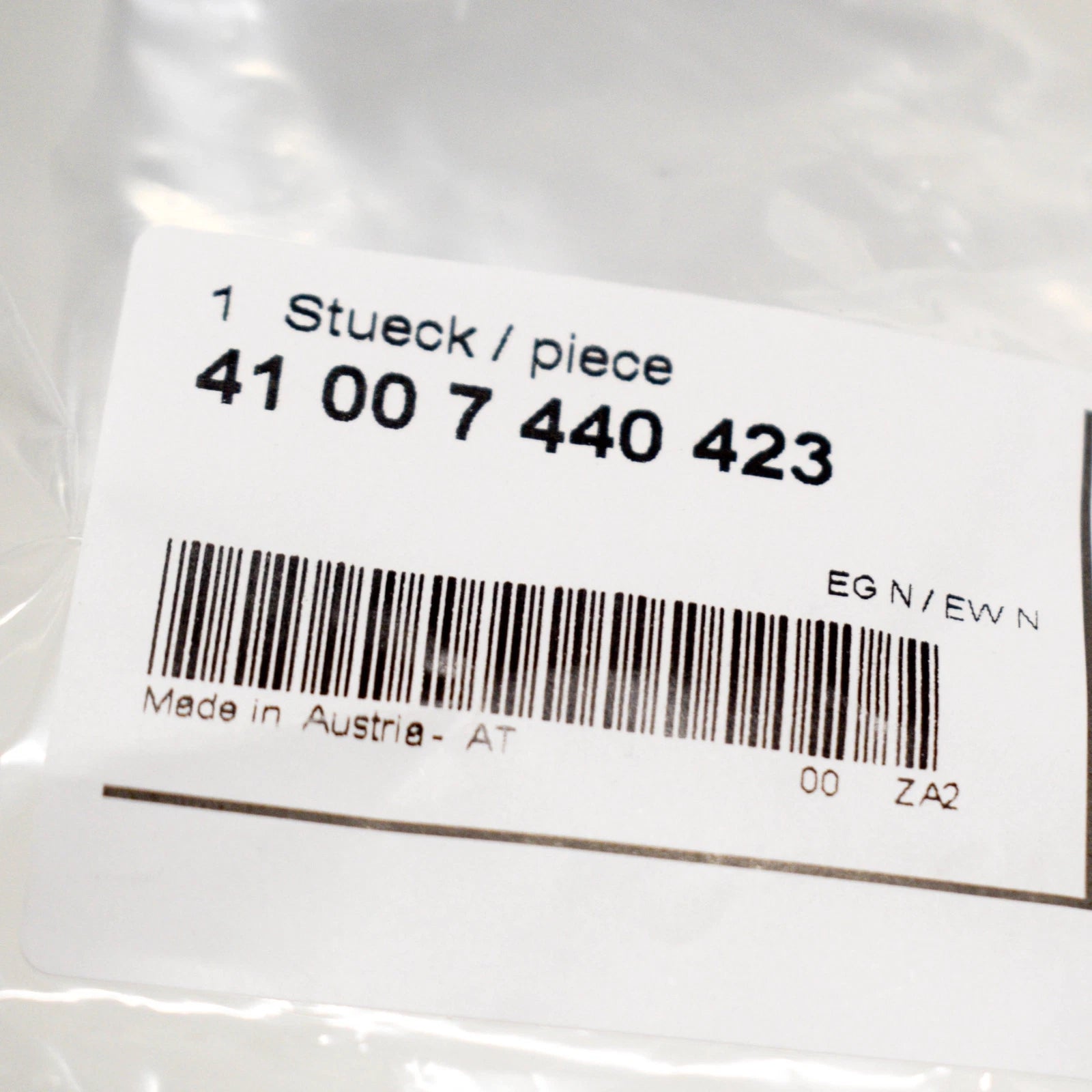 NEW BMW 5 G30 FRONT LEFT SIDE PANEL BRACKET 41007440423 ORIGINAL