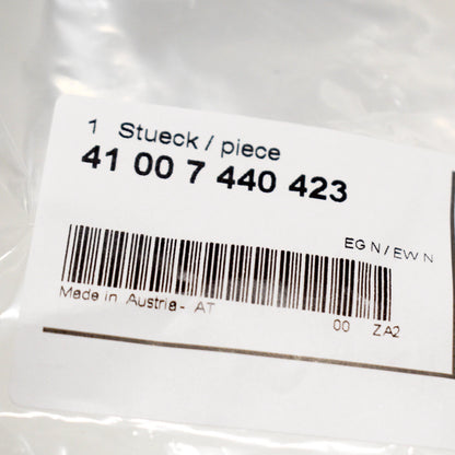 NEW BMW 5 G30 FRONT LEFT SIDE PANEL BRACKET 41007440423 ORIGINAL