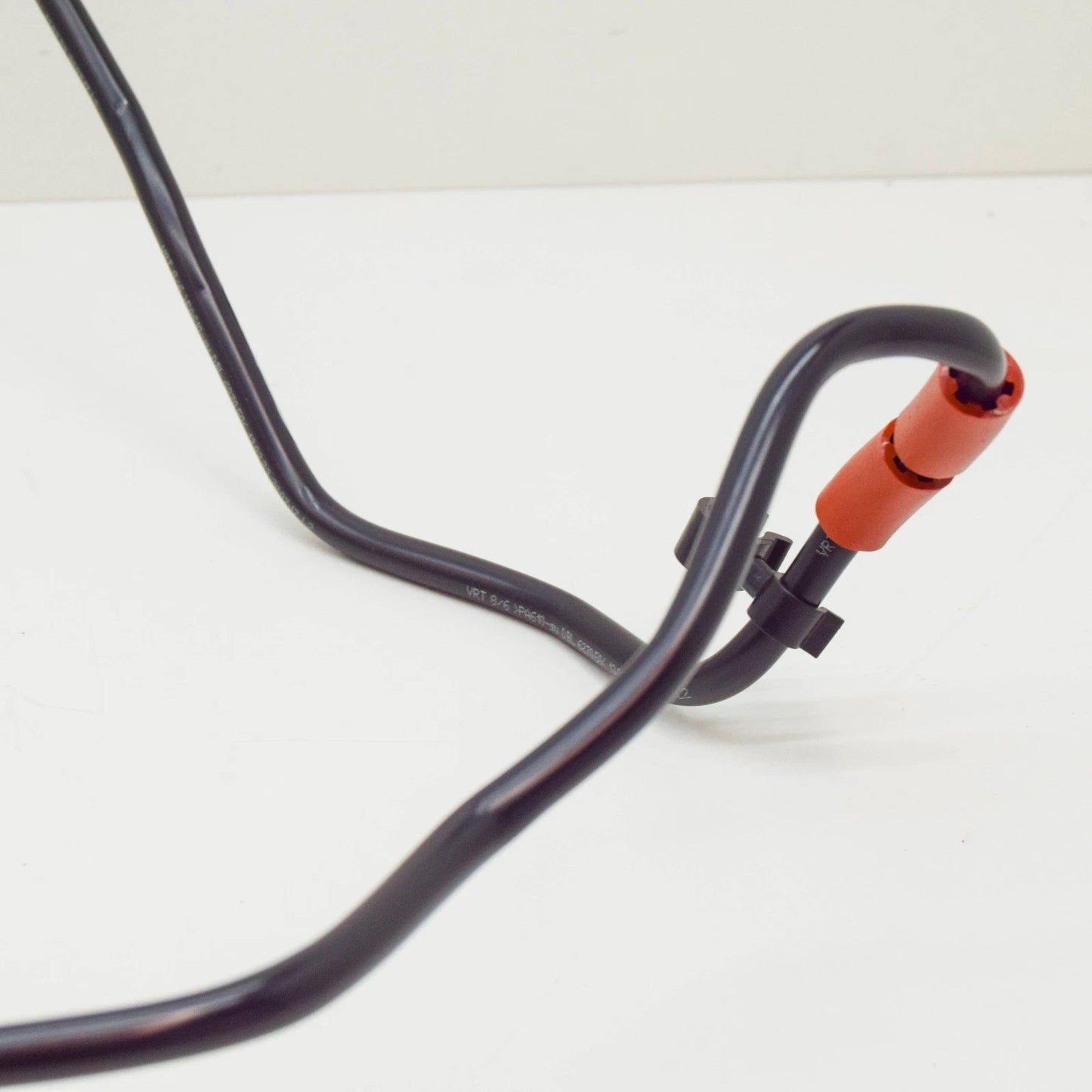 NEW MERCEDES-BENZ E W213 ENGINE VACUUM LINE A1761400100 ORIGINAL