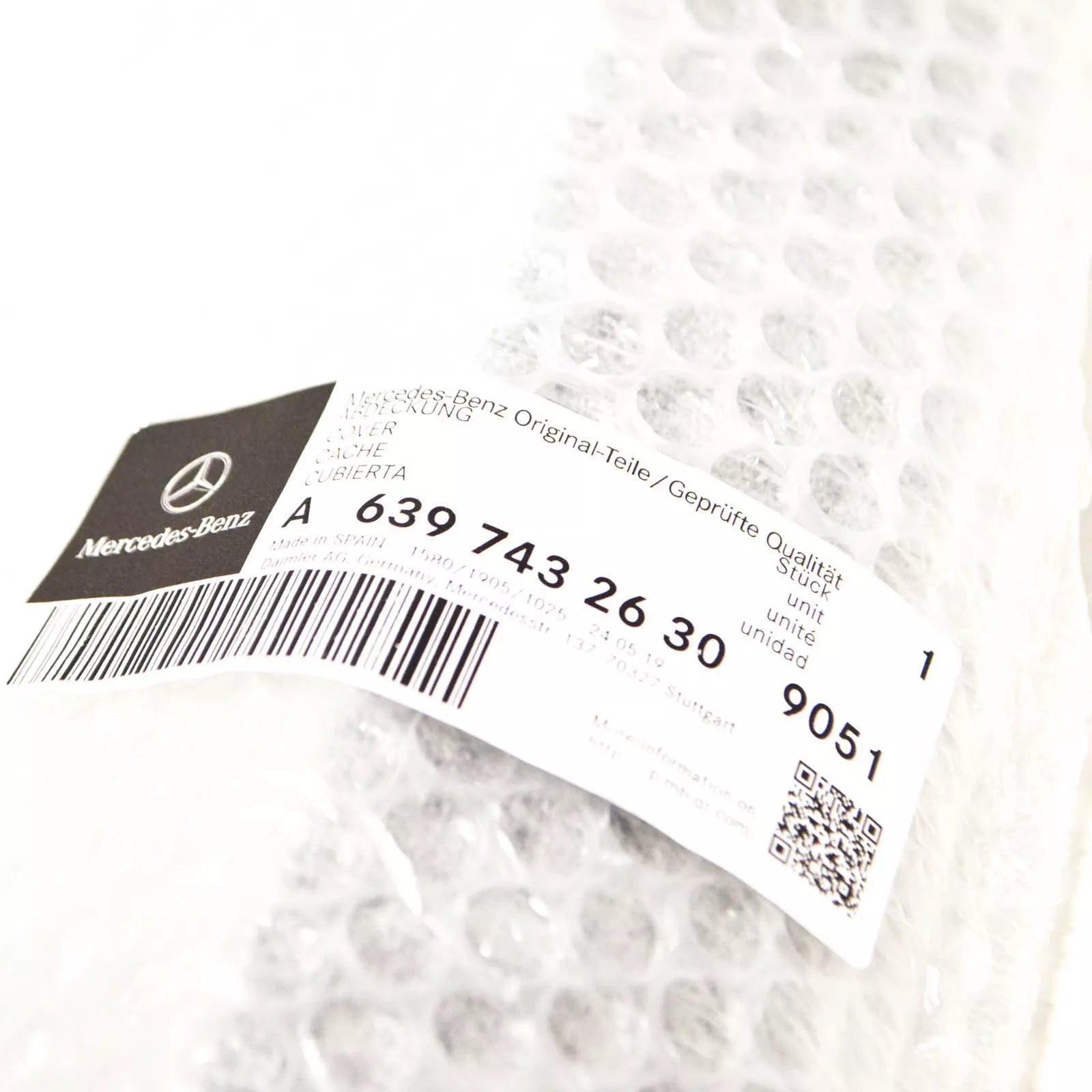 NEW MB VITO W639 REAR LICENSE PLATE TRIM COVER A63974326309051 ORIGINAL