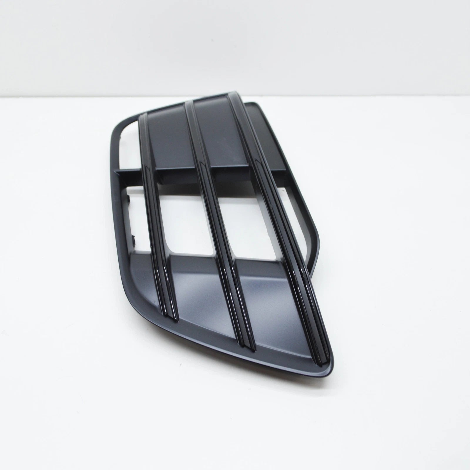 NEW AUDI Q5 FY FRONT LEFT BUMPER AIR GUIDE GRILLE 80A807679MFUQ