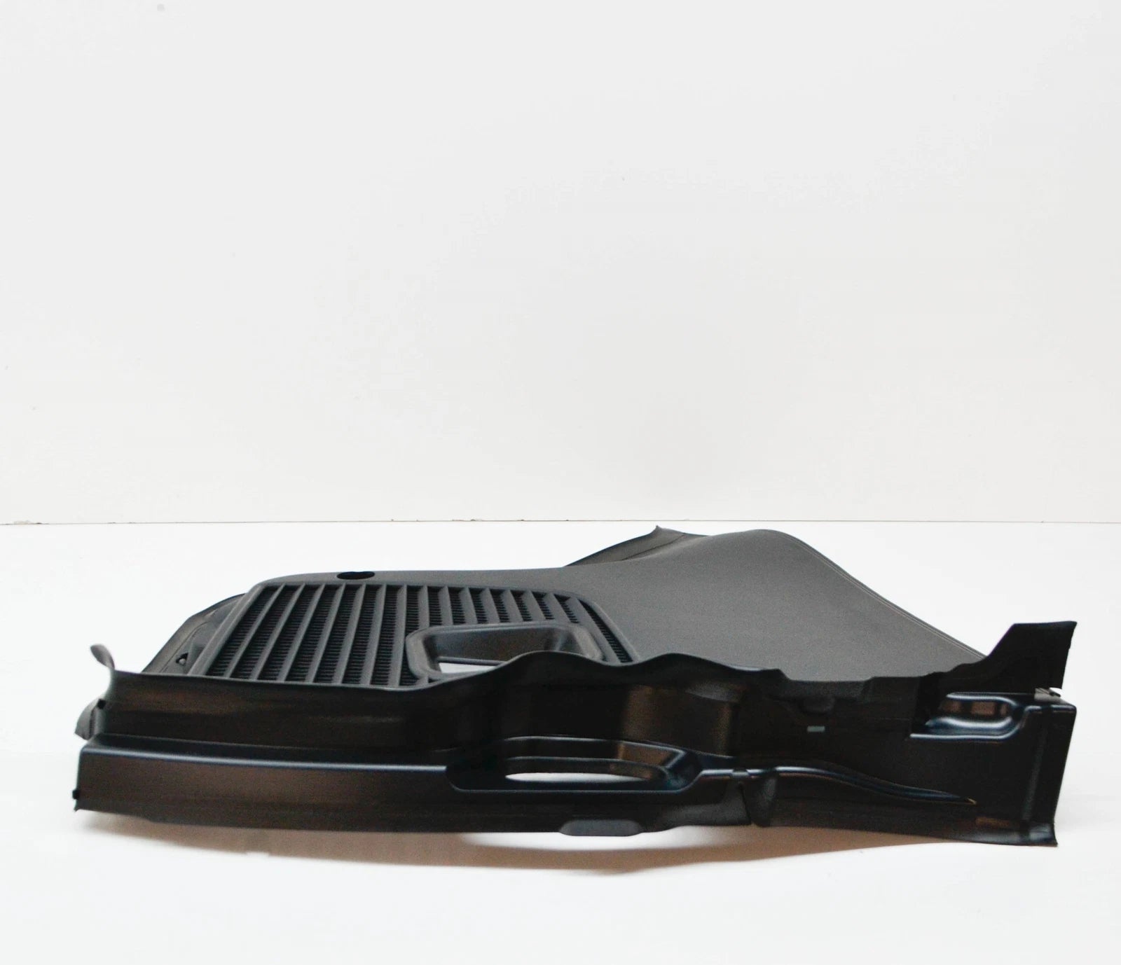 NEW MERCEDES-BENZ GLC X253 FRONT WIPER COWL WATER DEFLECTOR A2538305100