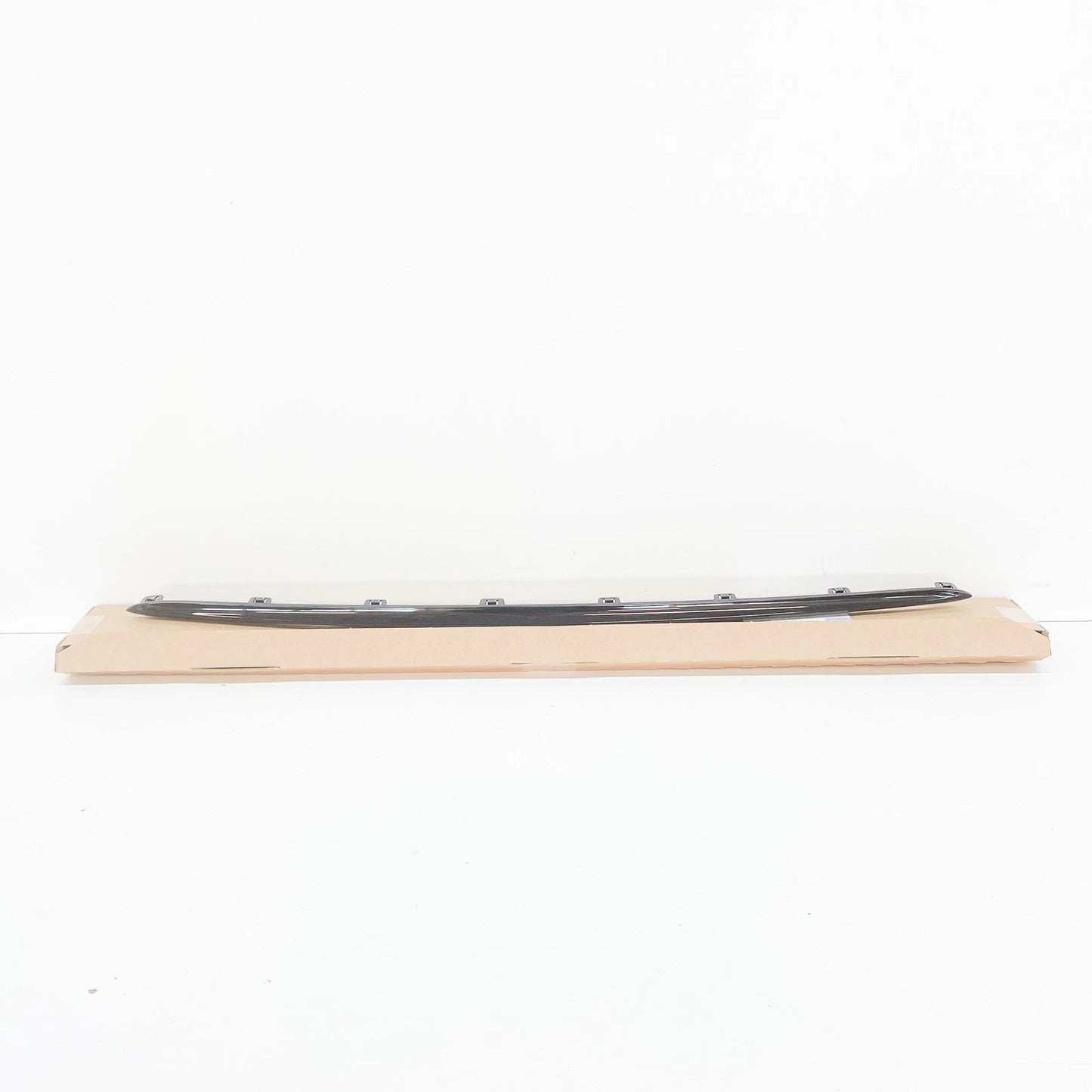 NEW BMW 2 F22 REAR BUMPER STRIP TRIM 51127314357 7314357 2015 ORIGINAL