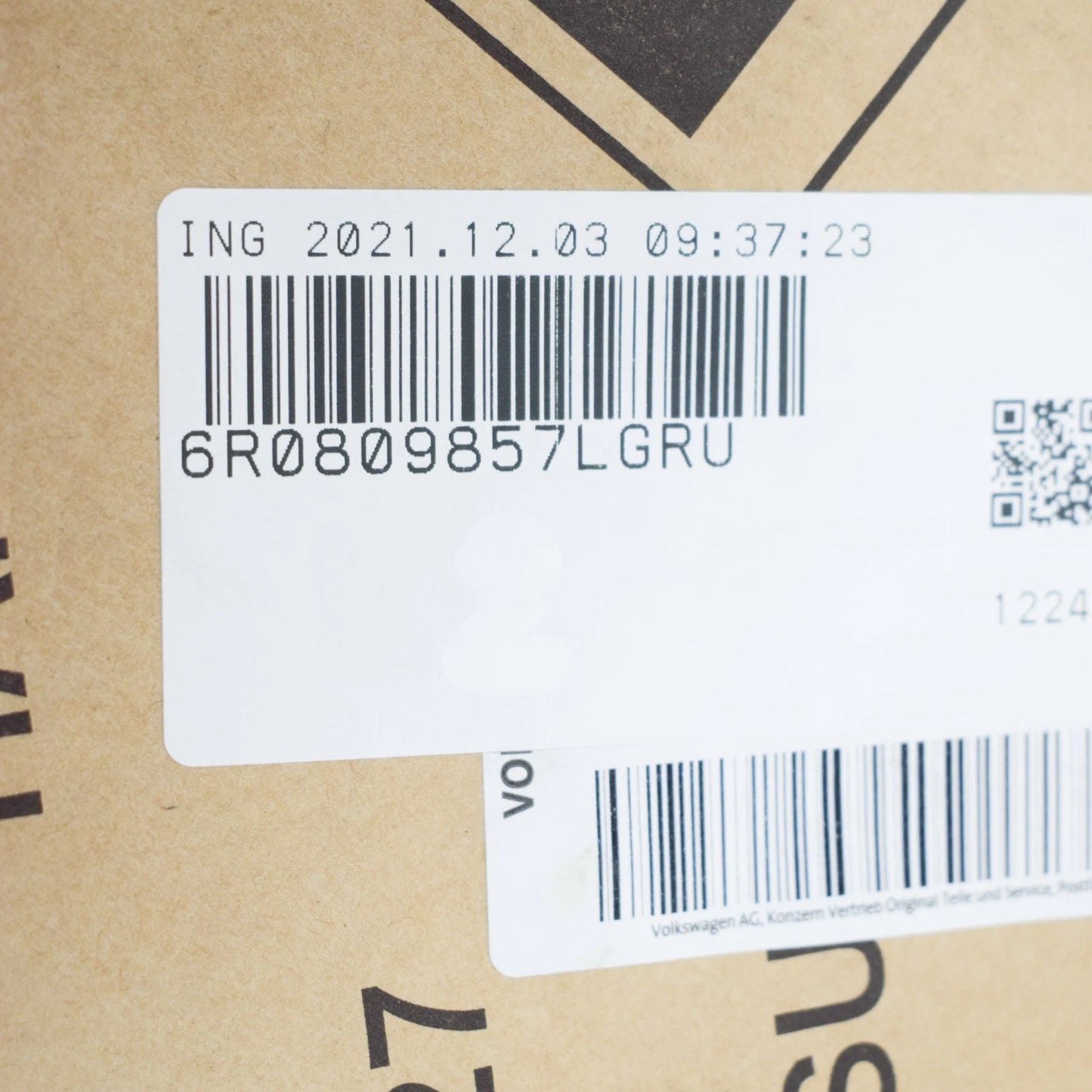 NEW VOLKSWAGEN POLO 6R MK5 REAR RIGHT FUEL TANK FLAP 6R0809857LGRU