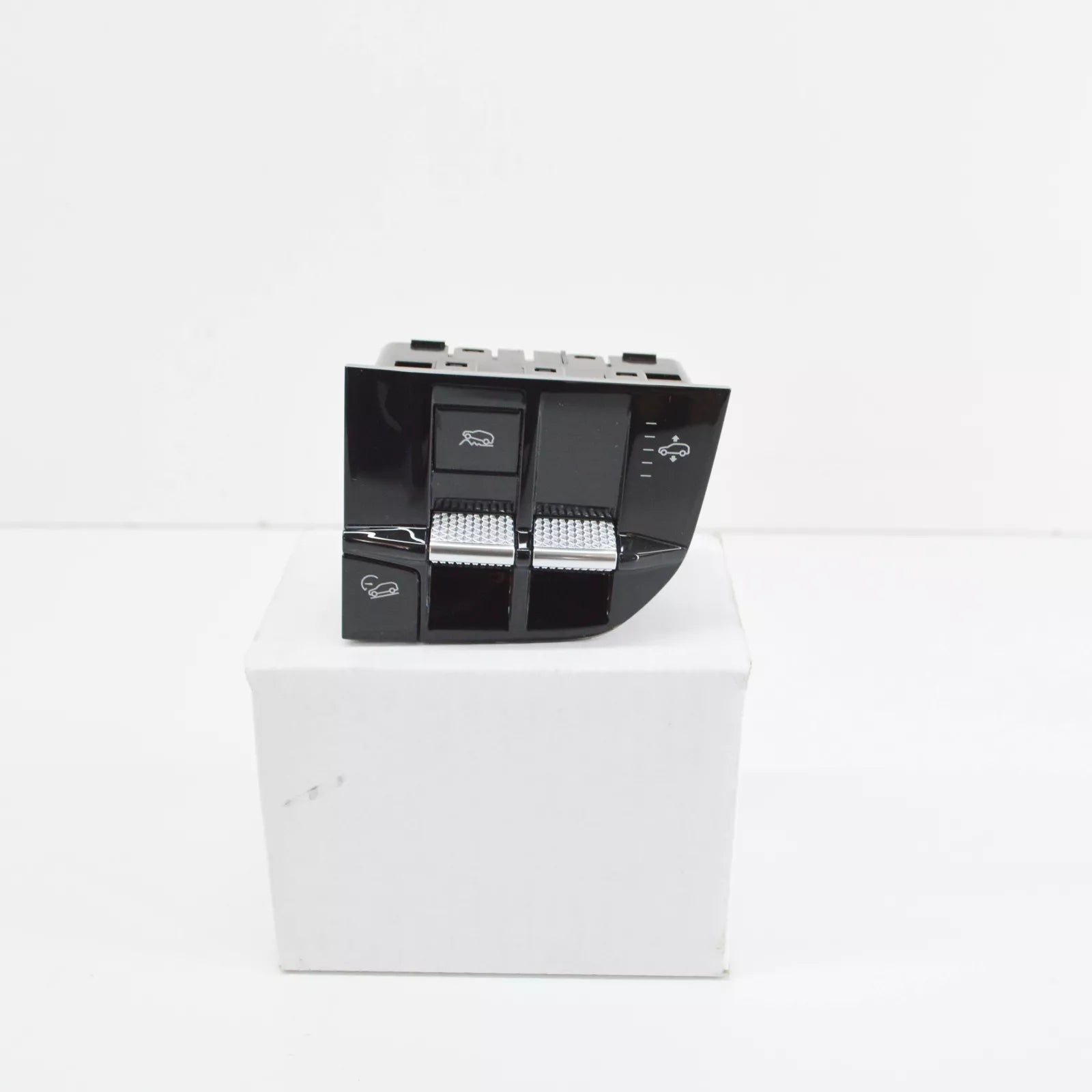 NEW BMW X6 G06 SELF-LEVELLING SUSPENSION SWITCHE 9495366 61319495366 ORIGINAL