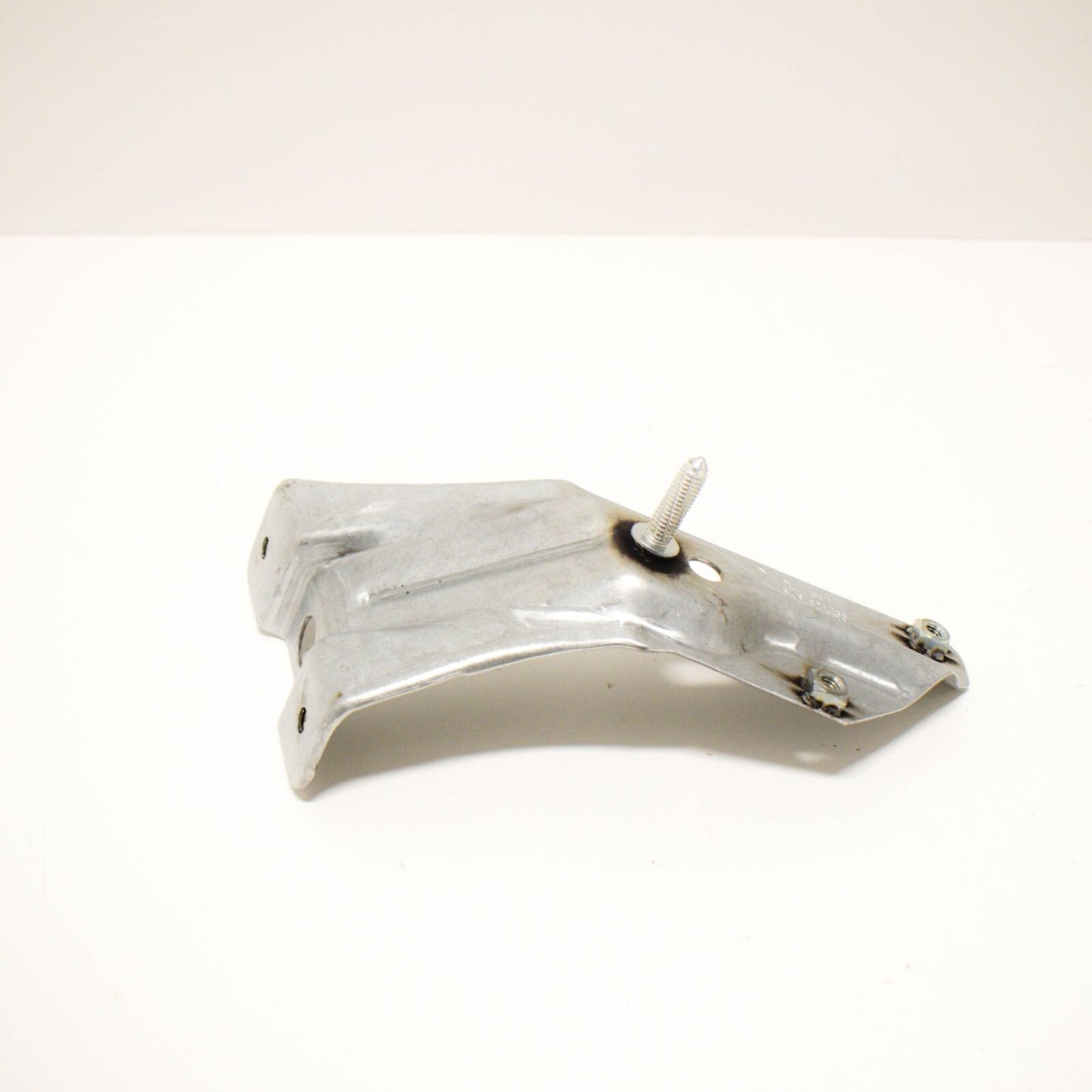 NEW VOLKSWAGEN GOLF MK6 FRONT LEFT FENDER BRACE 5K6821135 ORIGINAL