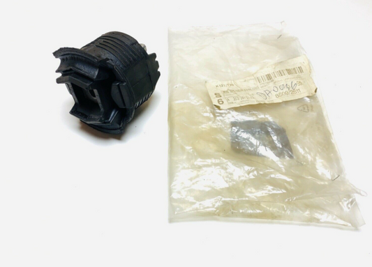 new mercedes-benz c w203 rear subframe rear rubber mount a2033510142 original