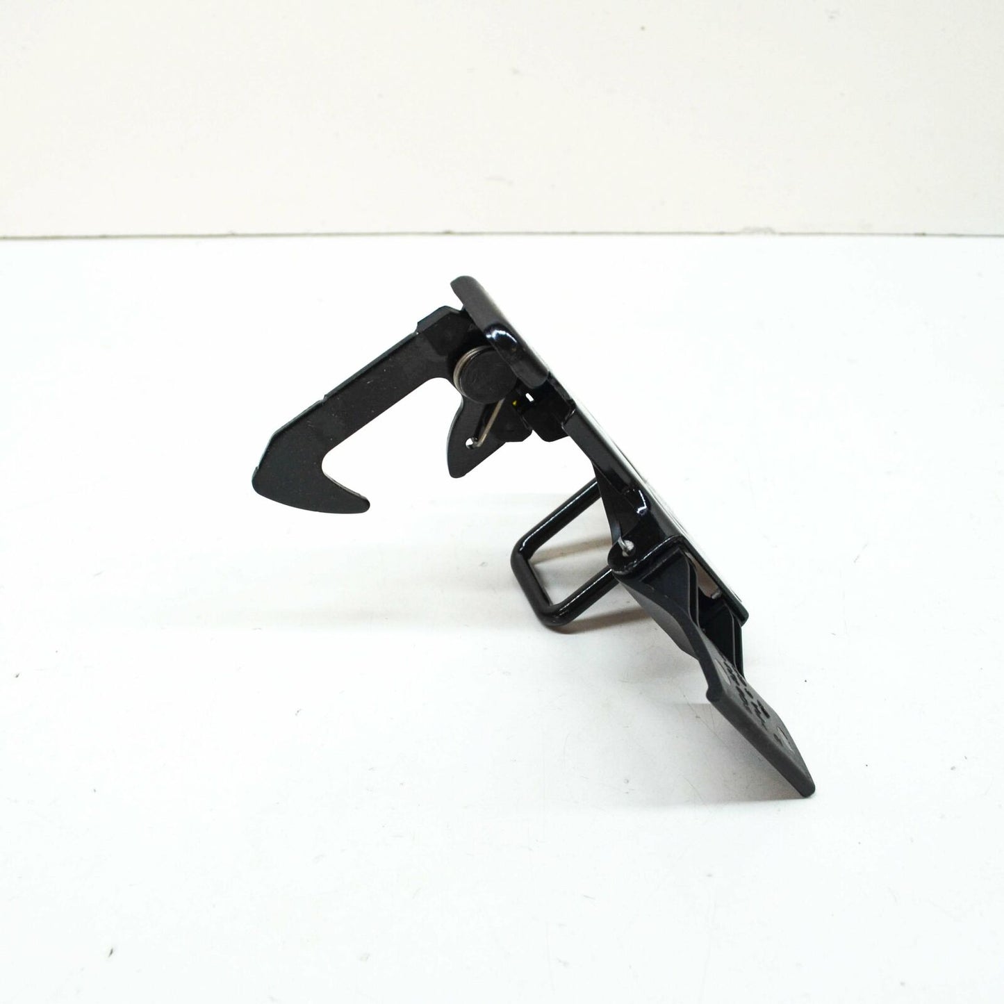 NEW VOLKSWAGEN AMAROK FRONT BONNET HOOD SAFETY LATCH PART 6Q0823480D ORIGINAL