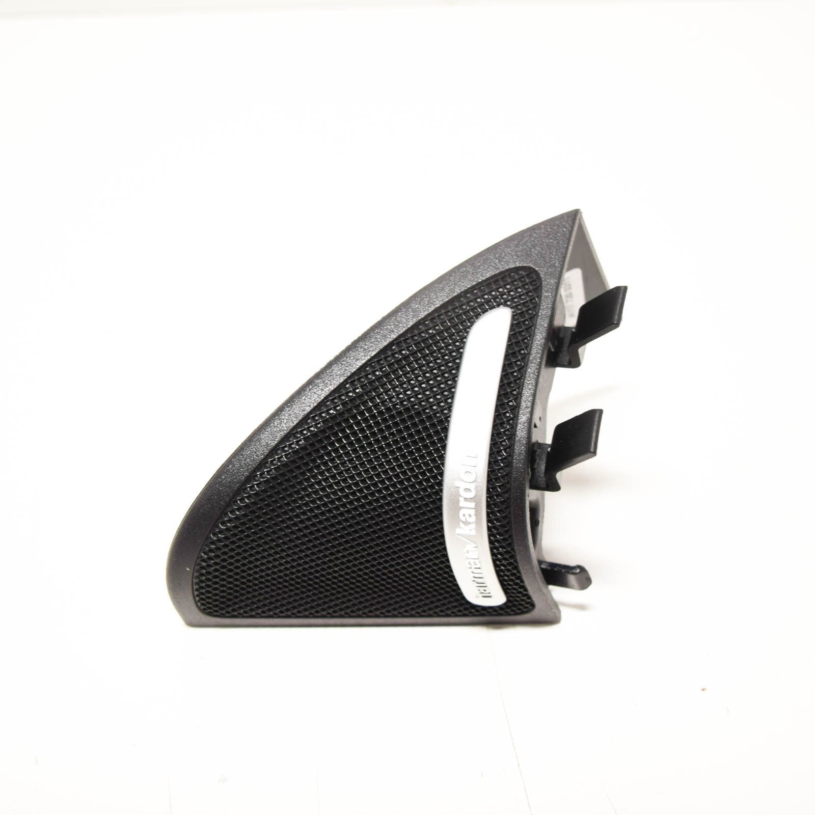 NEW MB CLA C117 REAR RIGHT TRIANGULAR PANEL COVER HARMAN KARDON A11772004119H68