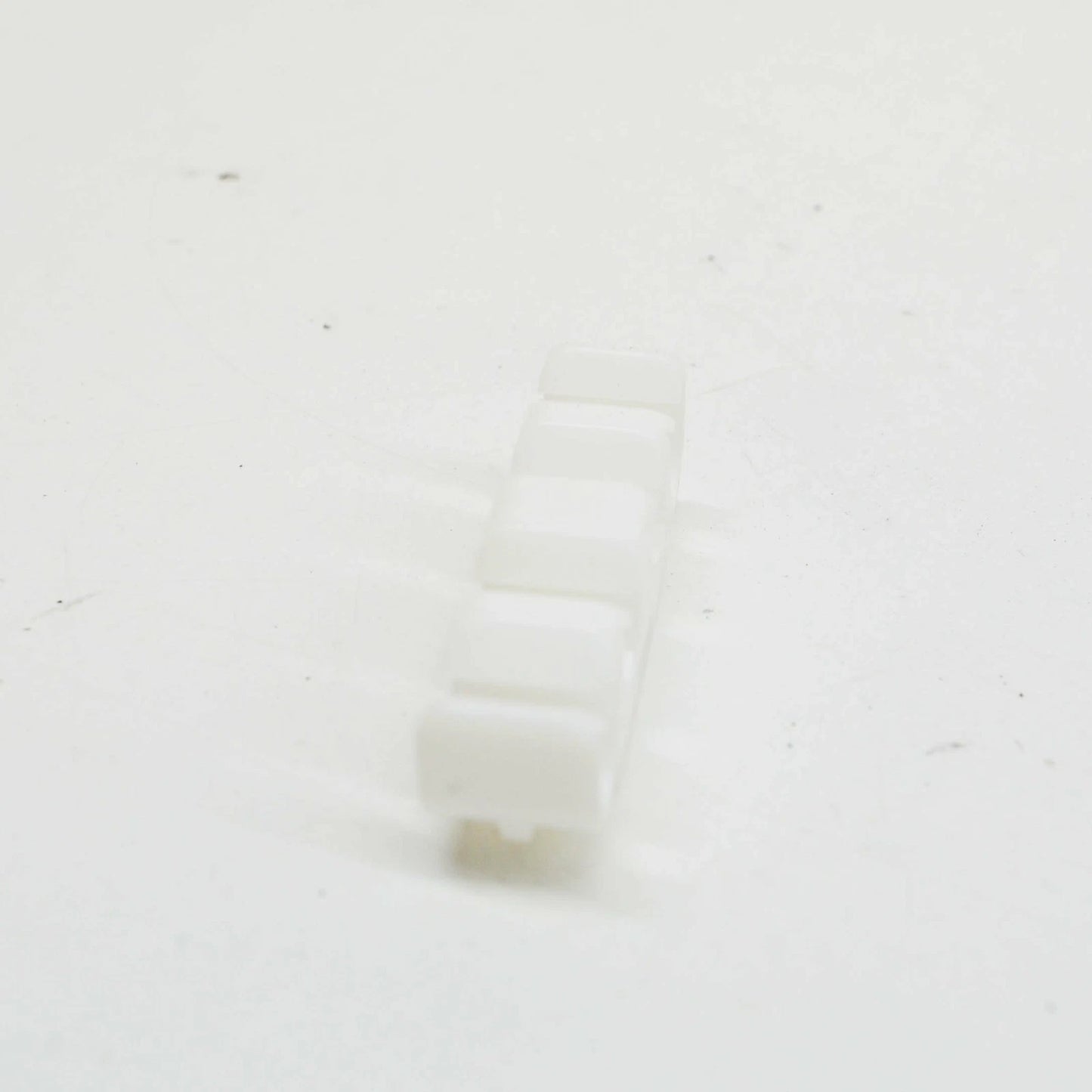 NEW AUDI A1 MK1 FUEL LINE CLIP 1H0201449