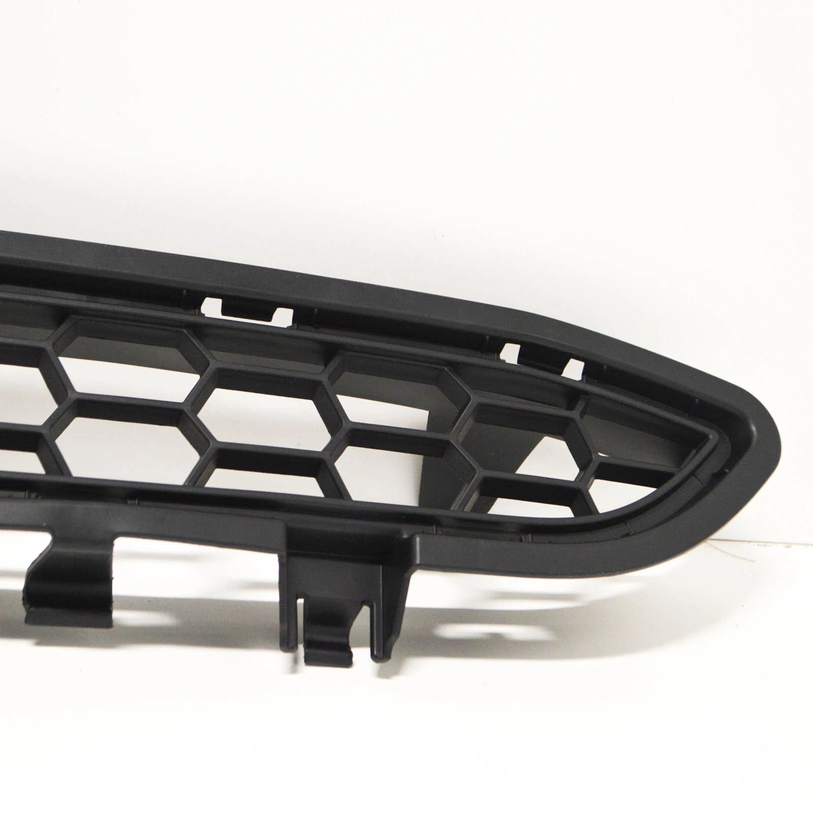 NEW BMW X5 F85 FRONT M BUMPER UPPER GRILLE 51118056341 8056341 2015 ORIGINAL