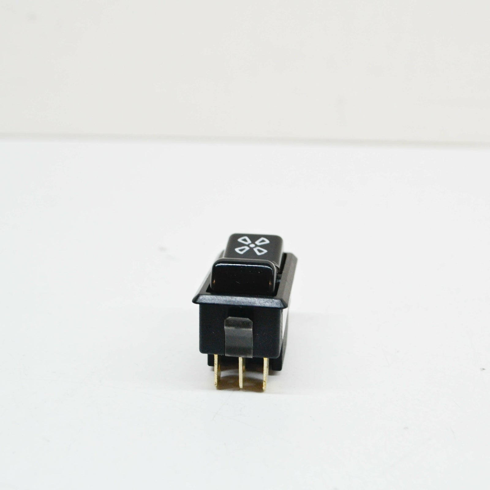 NEW MERCEDES-BENZ G W461 BLOWER SWITCH A0018202410 ORIGINAL