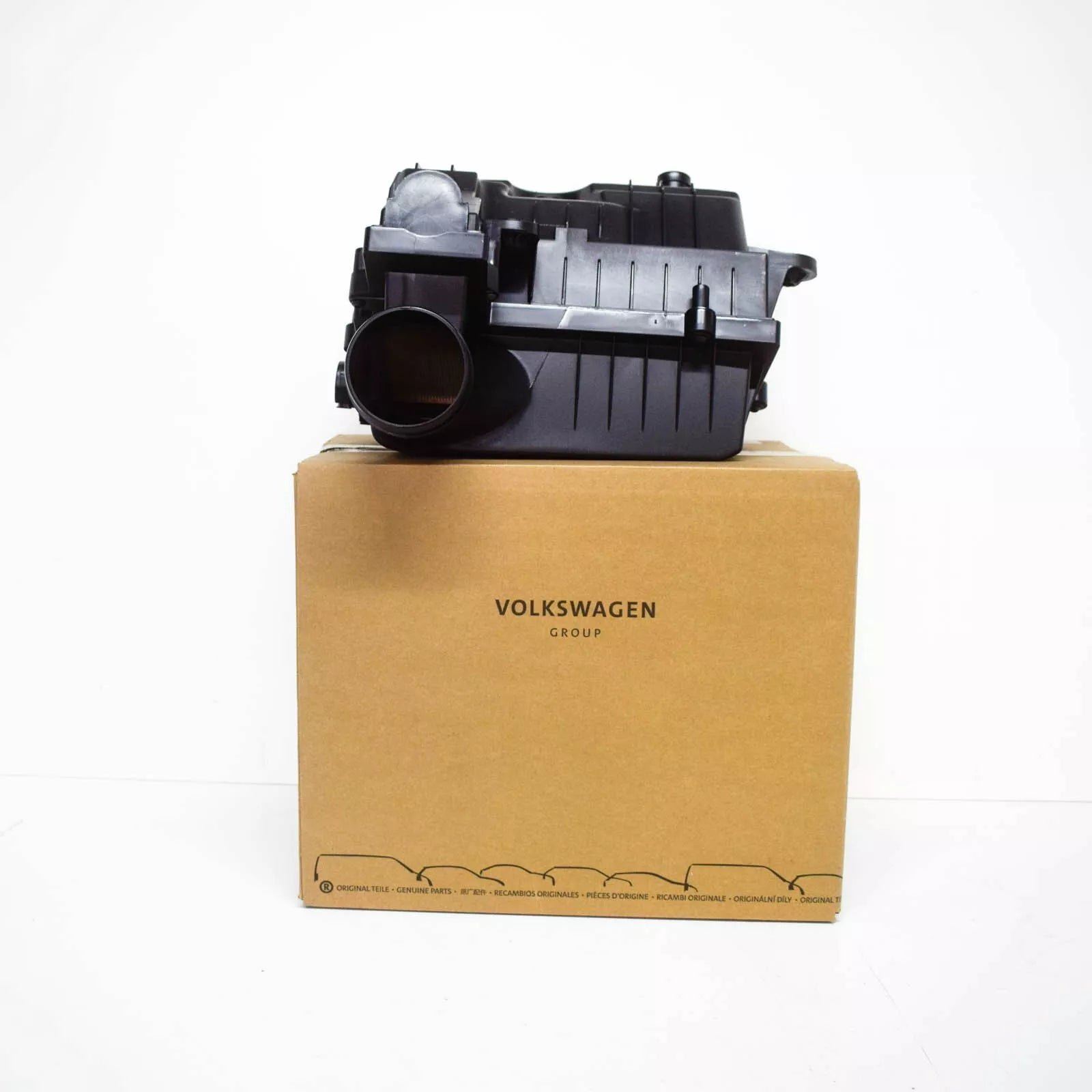 NEW AUDI A3 8V 1.8I AIR FILTER BOX 5Q0129607AD ORIGINAL