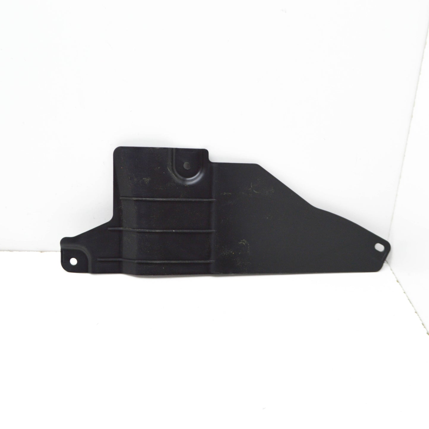 new bmw i8 i12 rear left aero cover 51757387415 original