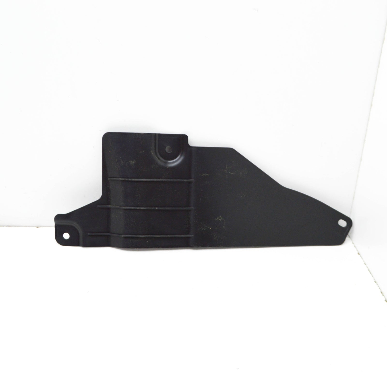 new bmw i8 i12 rear left aero cover 51757387415 original