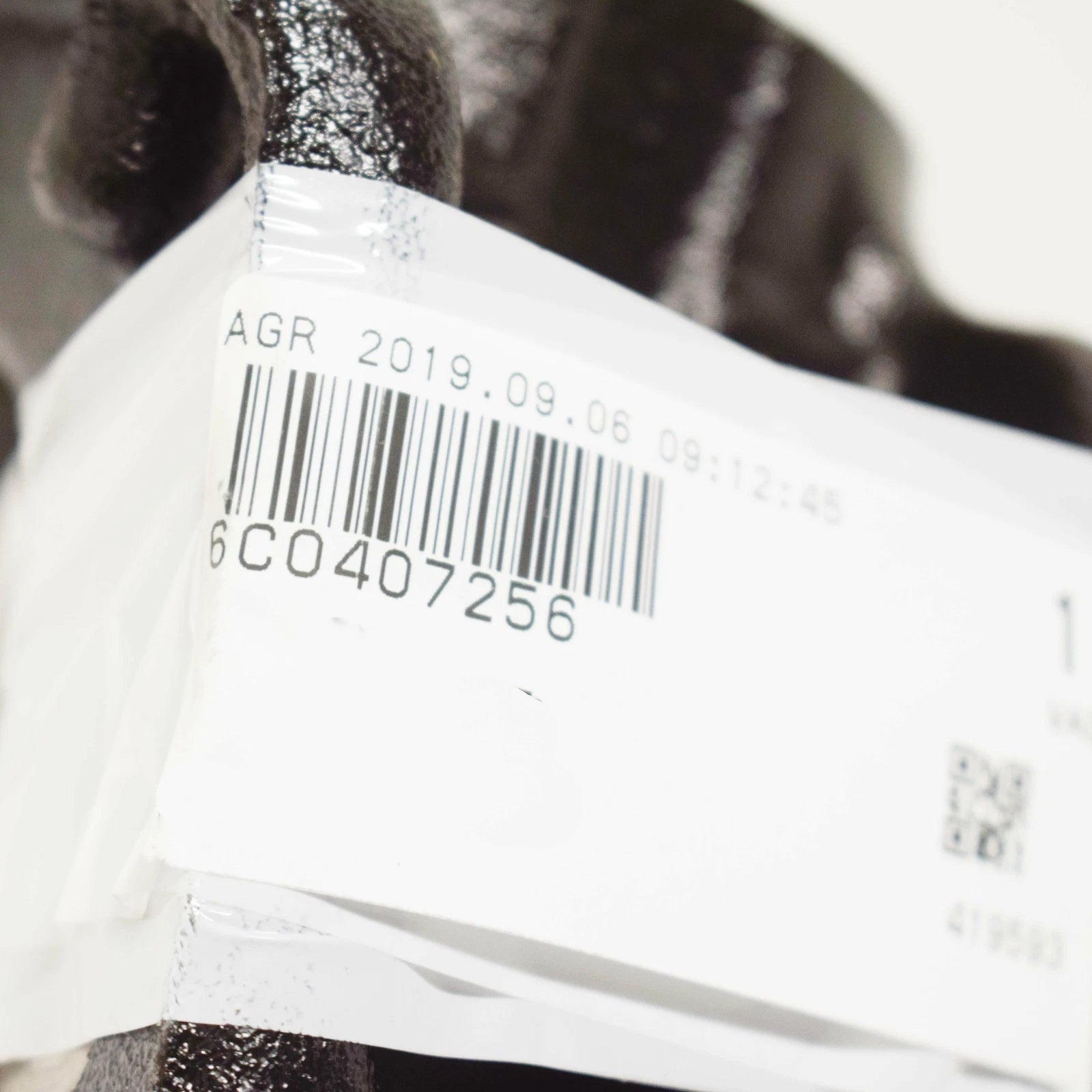 NEW AUDI A1 8X FRONT RIGHT SIDE WHEEL KNUCLE SPINDLE 6C0407256 ORIGINAL