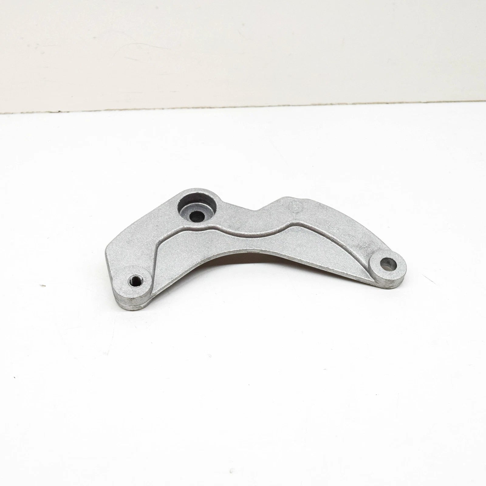 NEW BMW 3 E46 3.0D 150KW ALTERNATOR TENSIONER BRACKET 11282248561 ORIGINAL