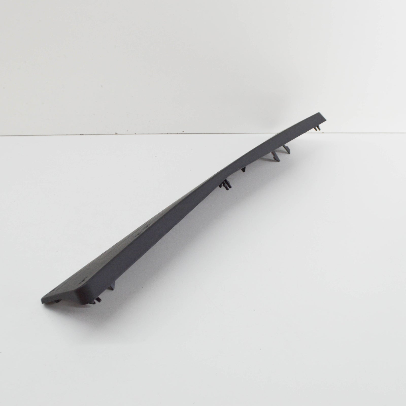 NEW MERCEDES-BENZ E W213 FRONT LICENSE PLATE HOLDER A2138800444 ORIGINAL