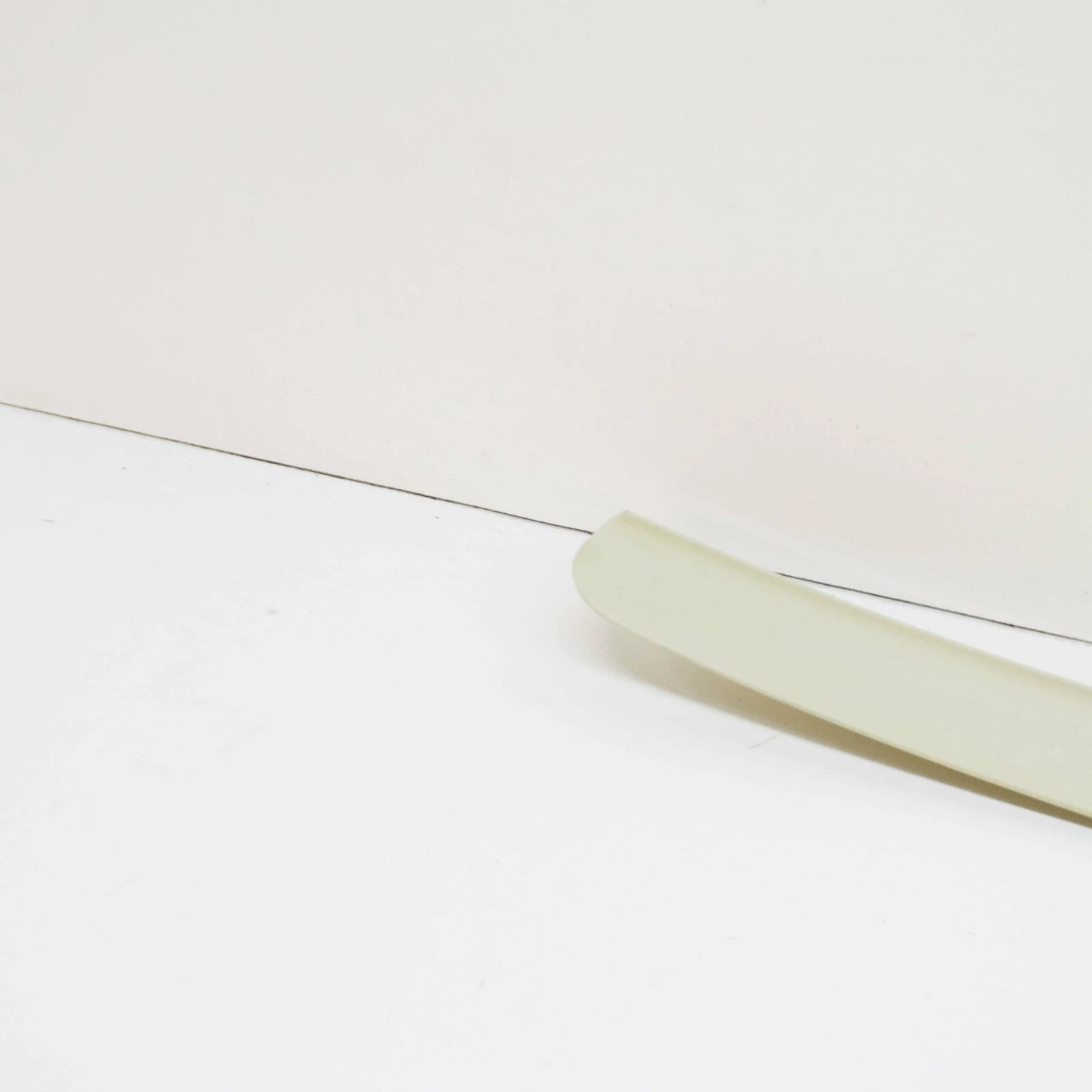 NEW MB SLR R199 REAR LID GRIP FLAP COVERING HANDLE A1997580002 ORIGINAL