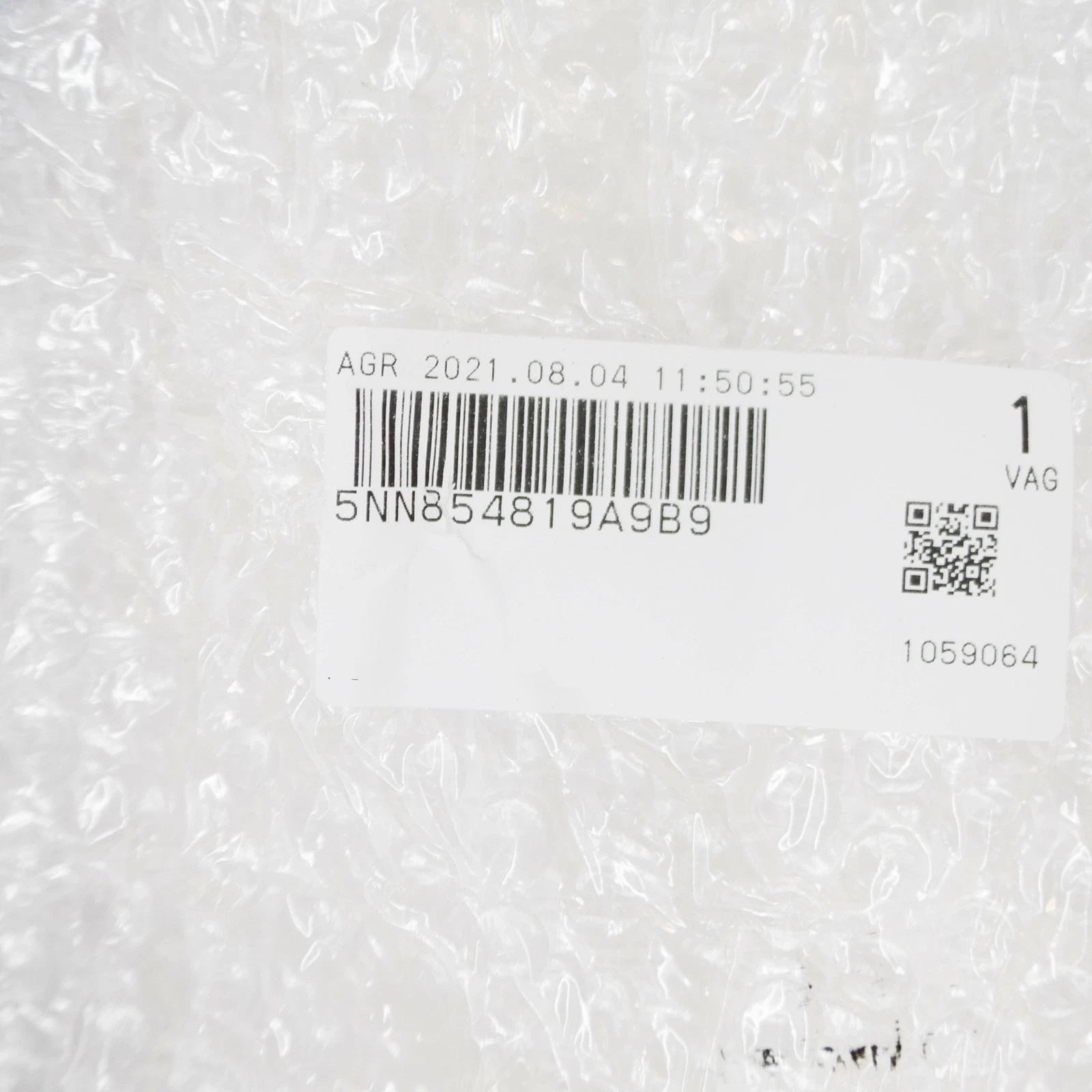 NEW VOLKSWAGEN TIGUAN AD MK2 REAR LEFT WHEEL ARCH MOLDING 5NN854819A9B9