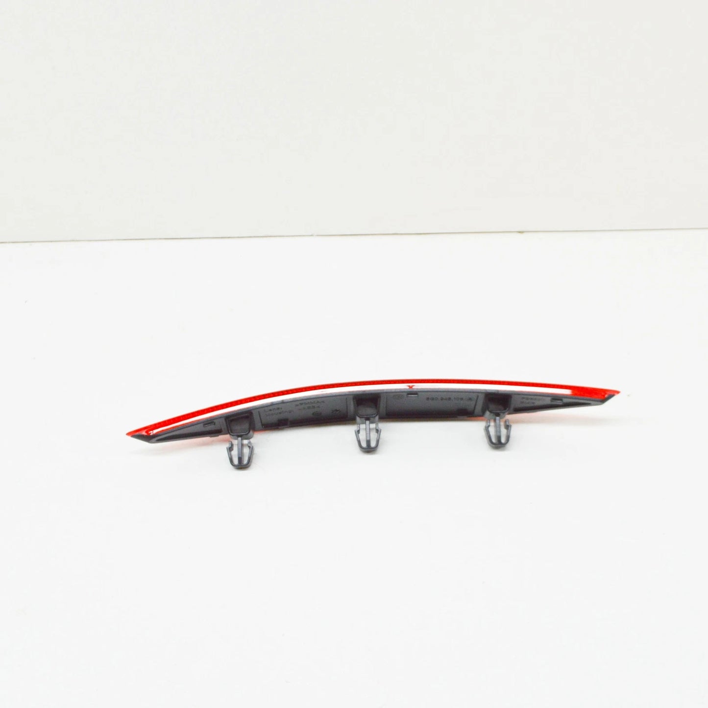 NEW VOLKSWAGEN GOLF MK7 REAR BUMPER R RIGHT REFLECTOR 5G0945106A 2015