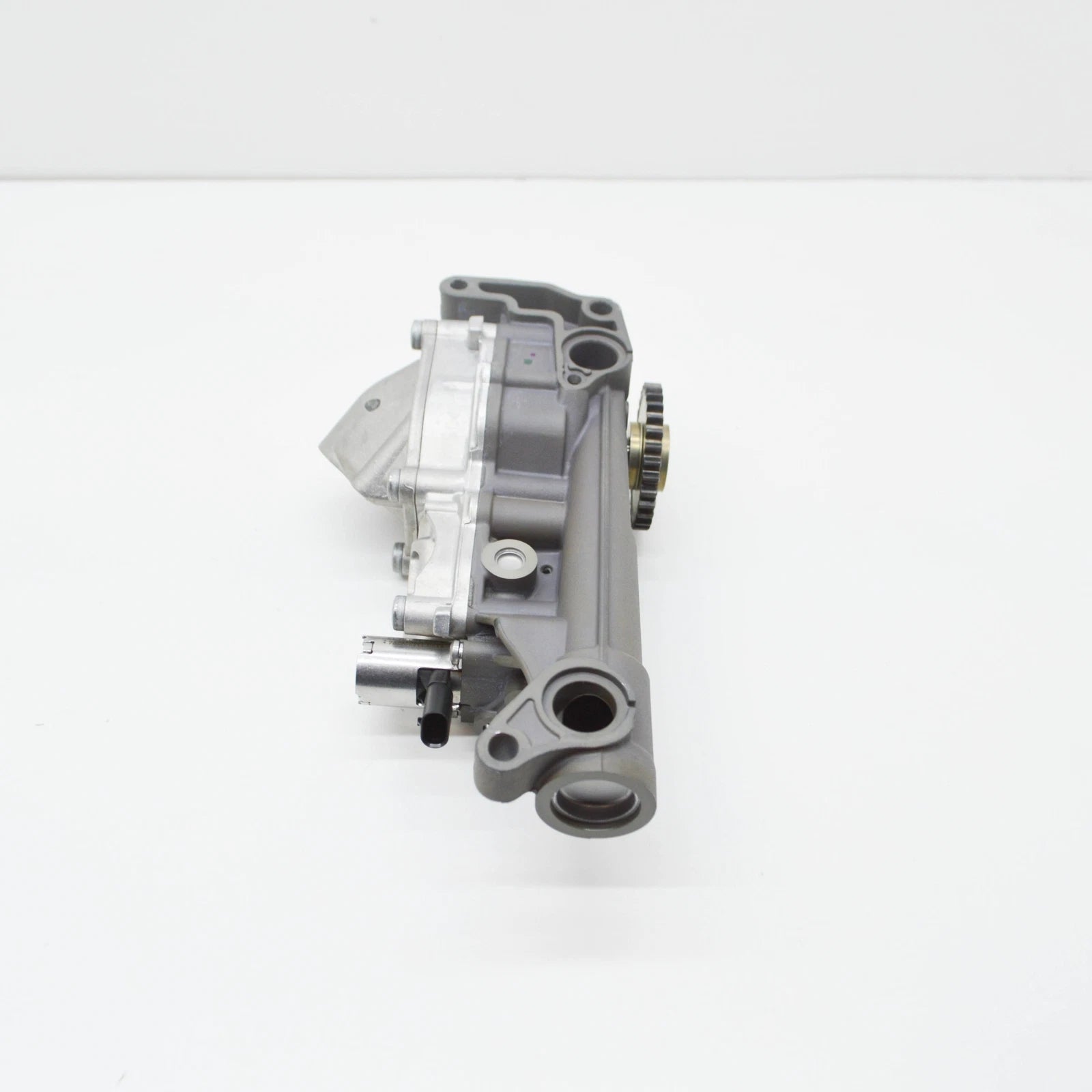 NEW MERCEDES-BENZ A W177 VANE OIL PUMP A2701800700 ORIGINAL