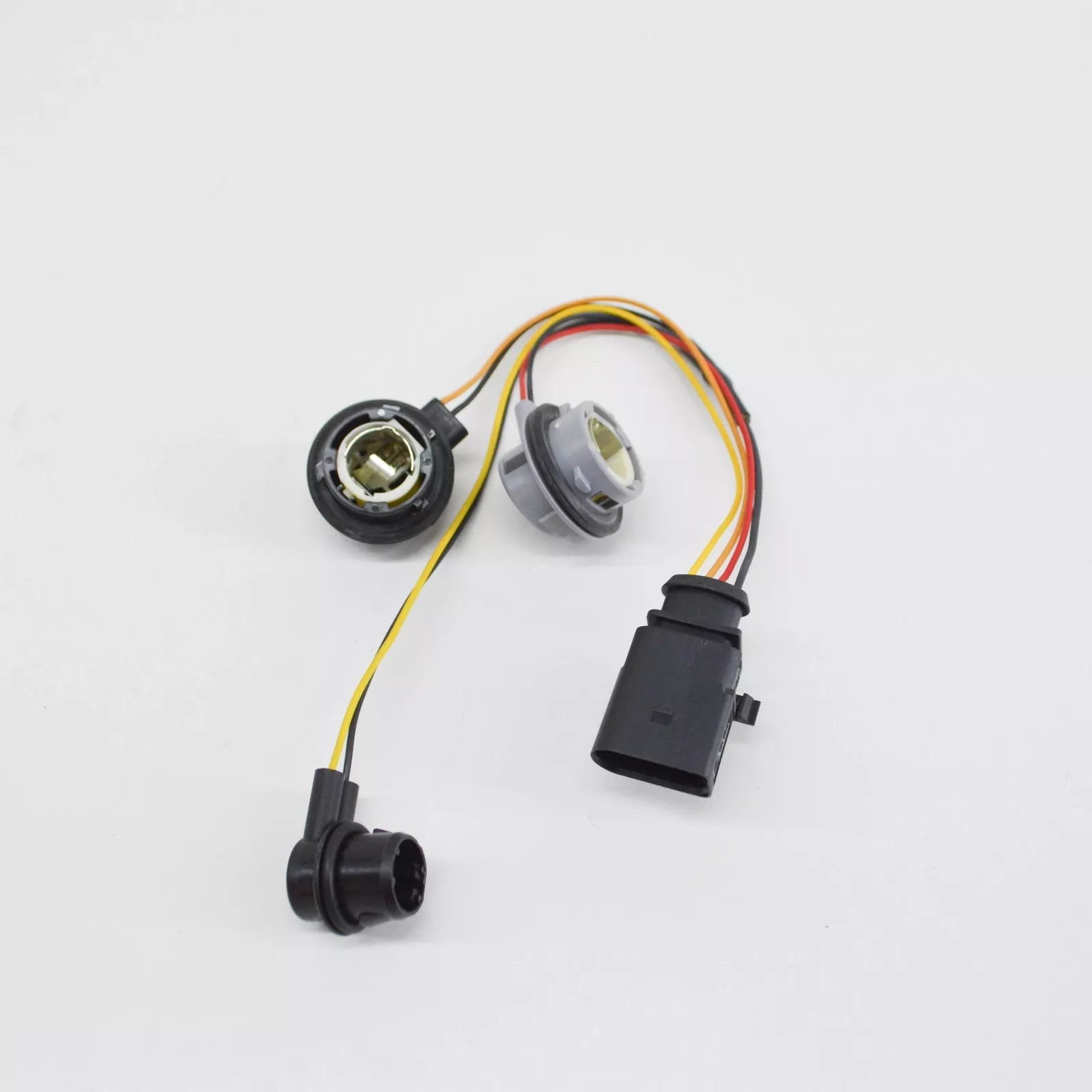 NEW AUDI A5 8T3 REAR OUTER LAMP BULB CARRIER WITH CABLES 8T0945221 ORIGINAL