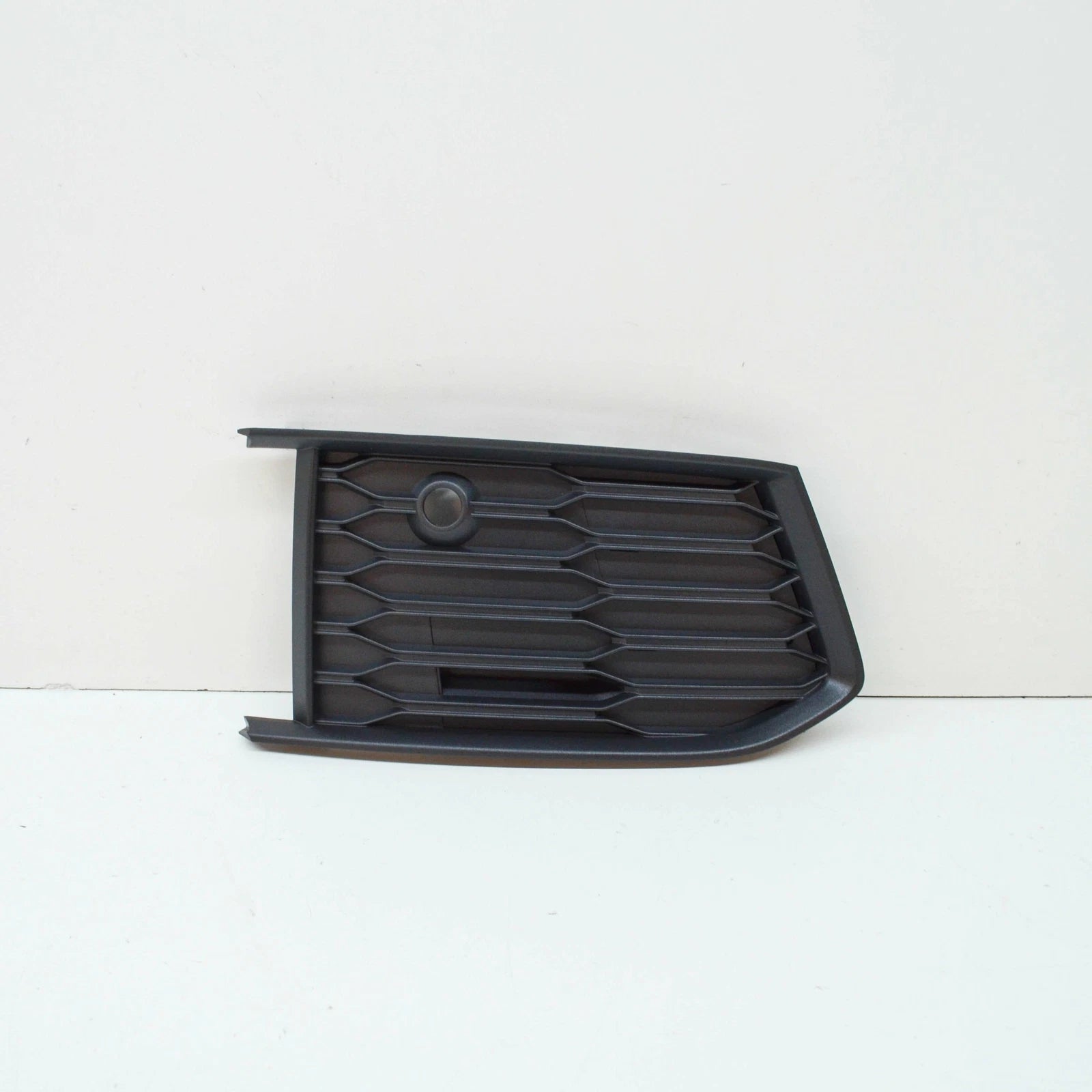NEW AUDI A6 C8 FRONT BUMPER RIGHT SIDE GRILLE 4K0807648A9B9