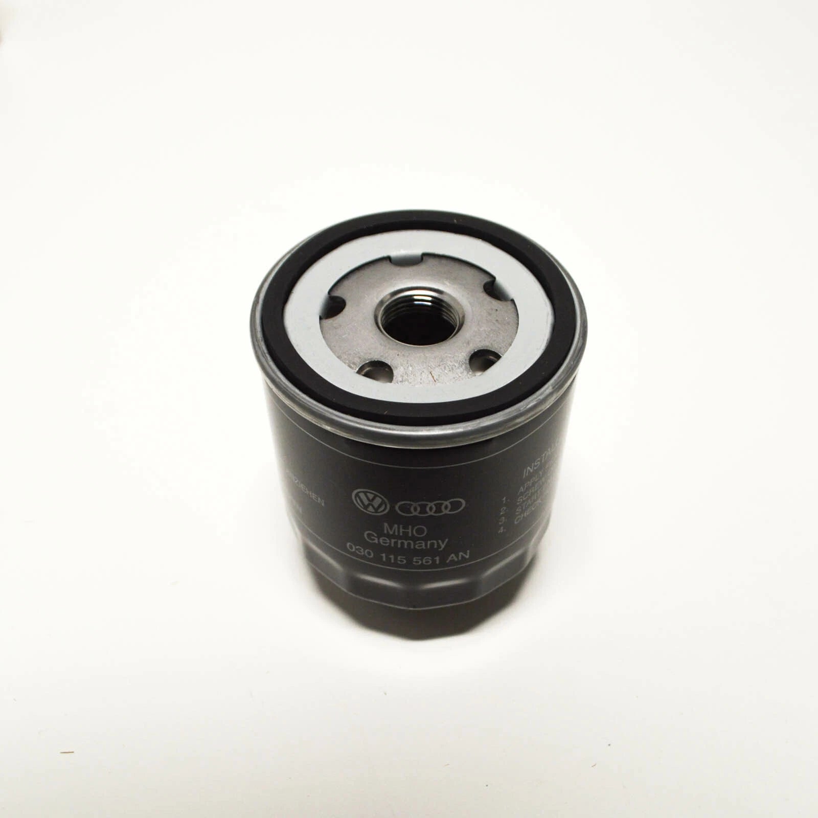 NEW AUDI A2 8Z OIL FILTER 030115561AN ORIGINAL