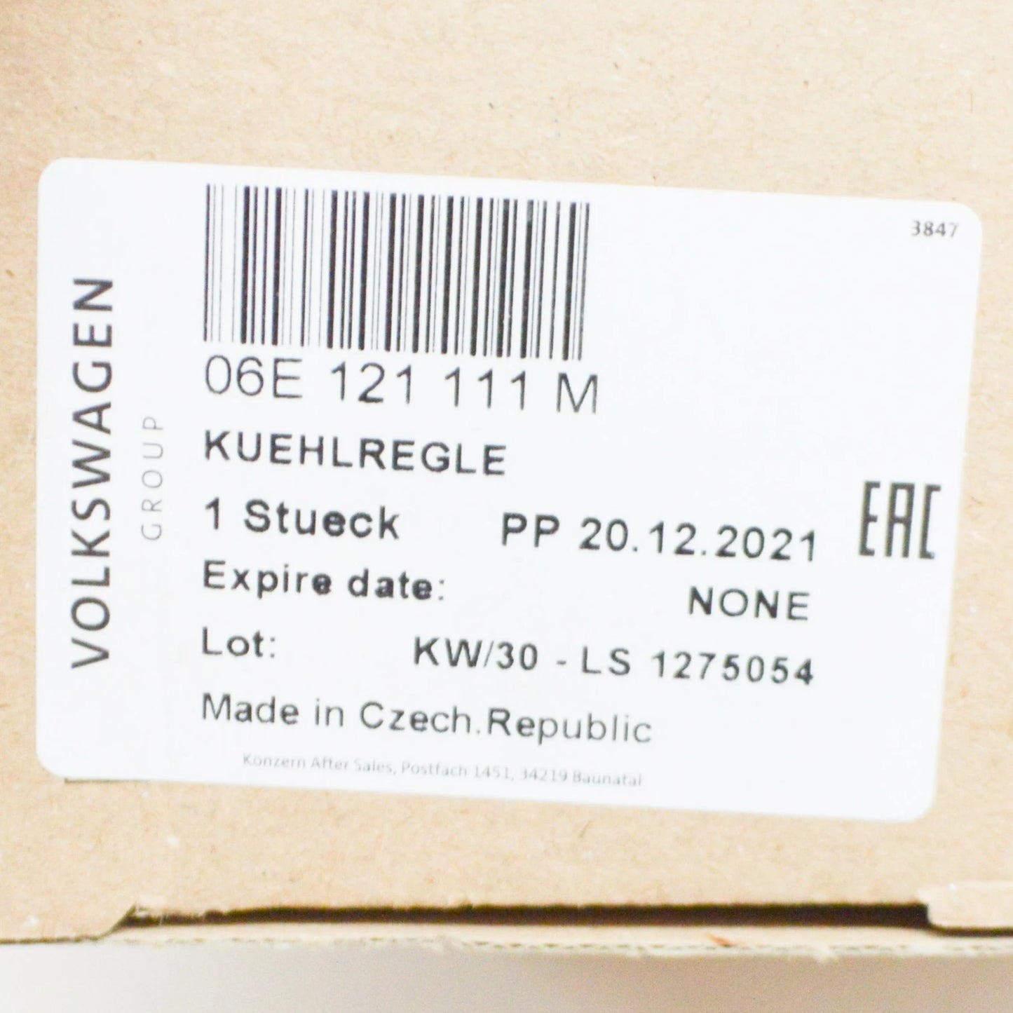 NEW AUDI A5 8T3 COOLANT THERMOSTAT 06E121111M 3.2FSI