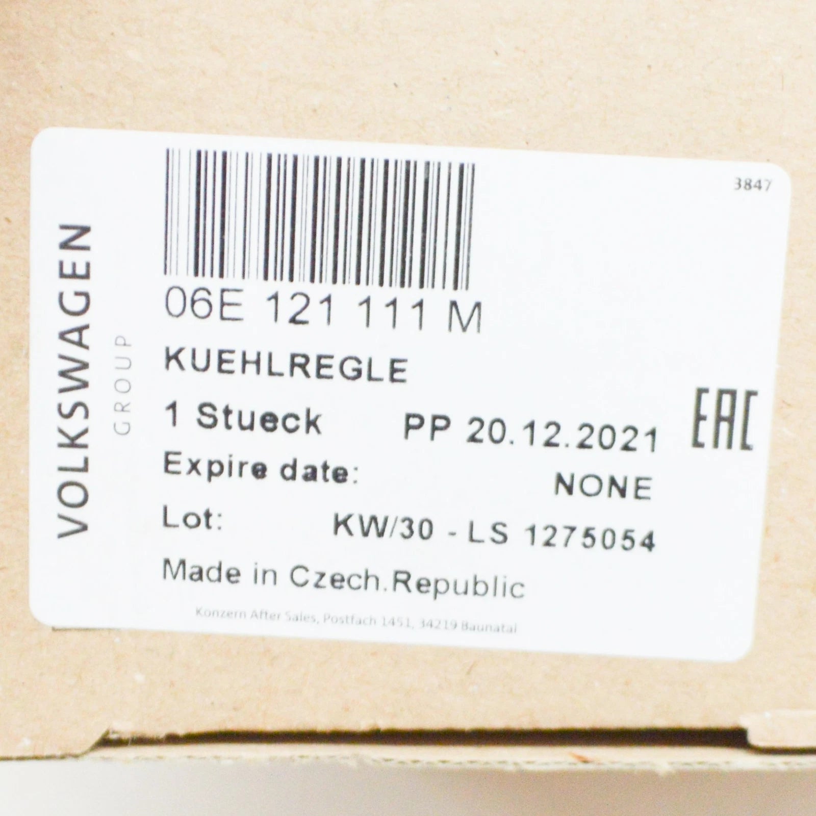 NEW AUDI A5 8T3 COOLANT THERMOSTAT 06E121111M 3.2FSI