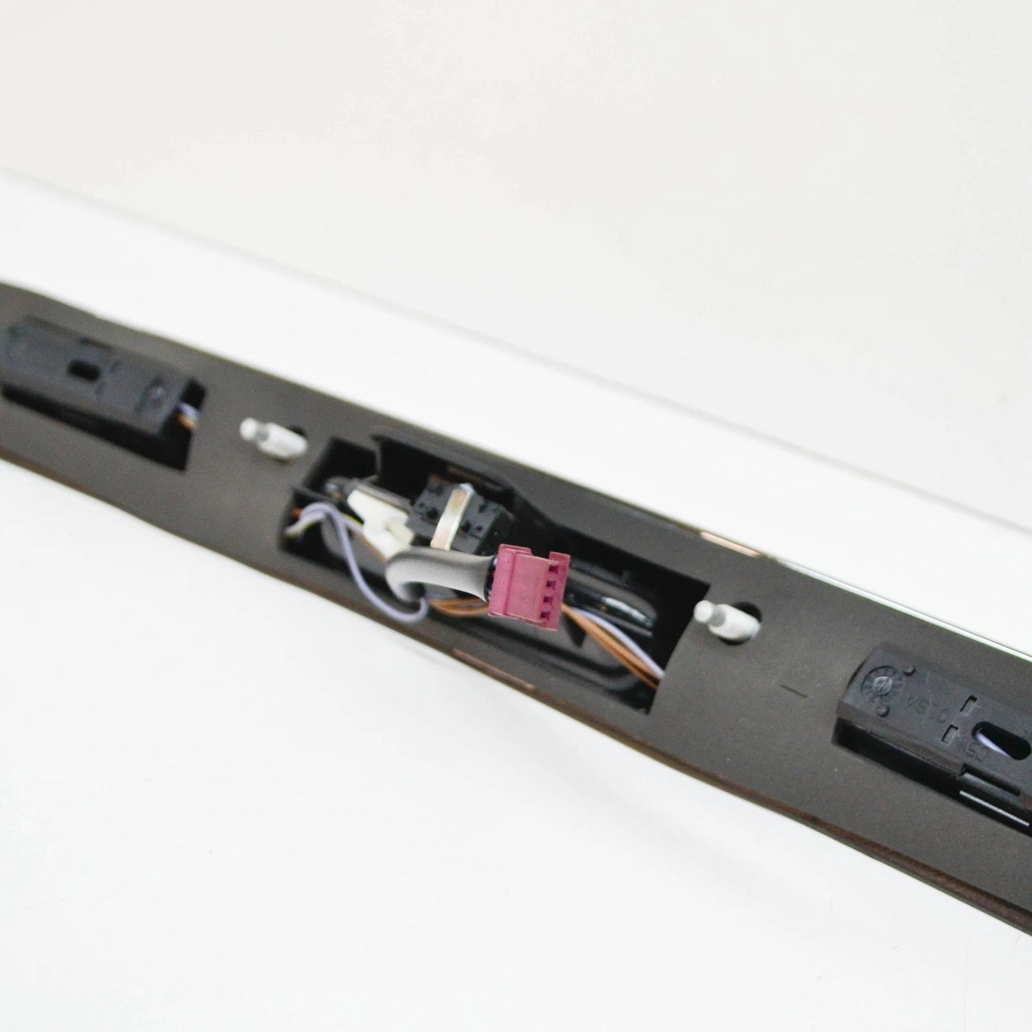 NEW BMW 5 E39 TOURING TRUNK LID GRIP WITH KEY BUTTON CHROM 51137051529 ORIGINAL