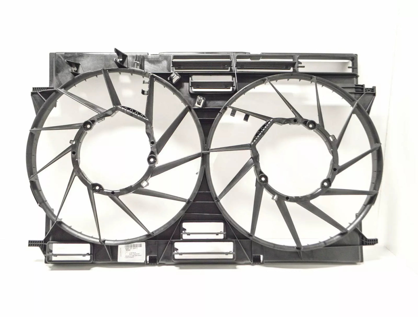 NEW AUDI Q7 4M MK2 ENGINE COOLING FAN SHROUD 8W0121207C ORIGINAL