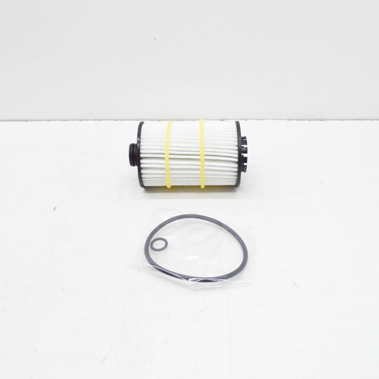 NEW AUDI A8 S8 4H OIL FILTER 079198405D 2016 4.0 PETROL 382KW ORIGINAL