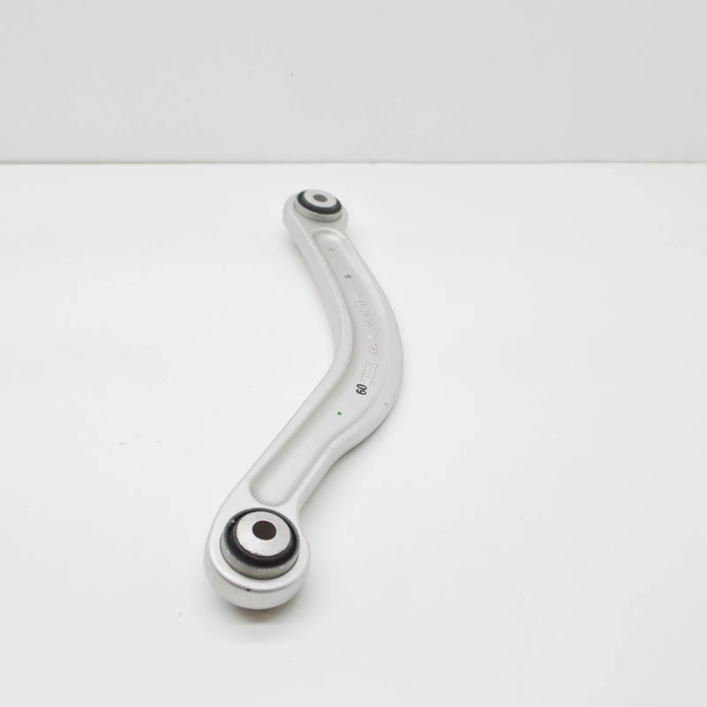 NEW MERCEDES-BENZ C W205 REAR LEFT LATERAL ARM A2053506103 ORIGINAL