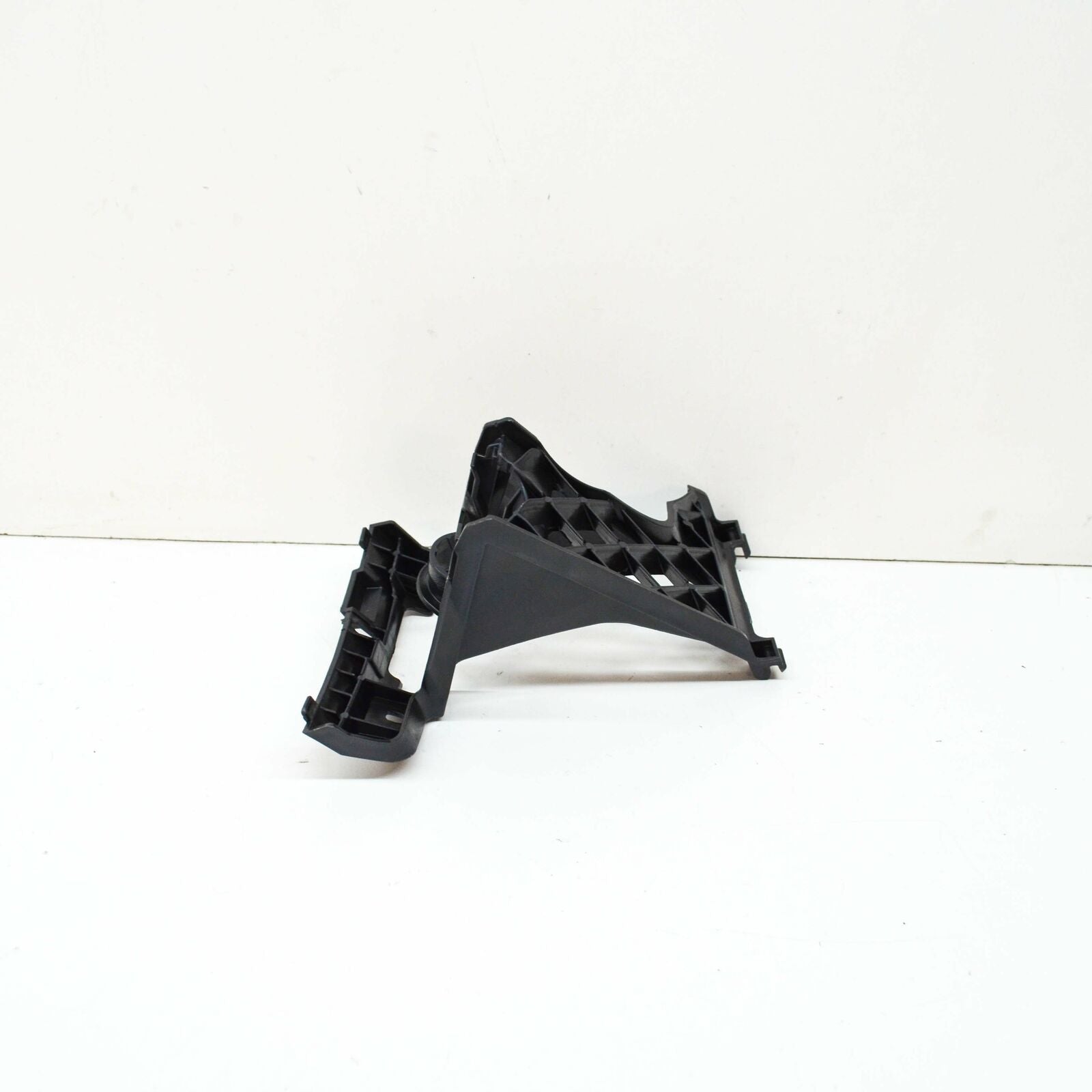 NEW VOLKSWAGEN SHARAN 7N FRONT LEFT BUMPER BRACKET 7N0807723 ORIGINAL